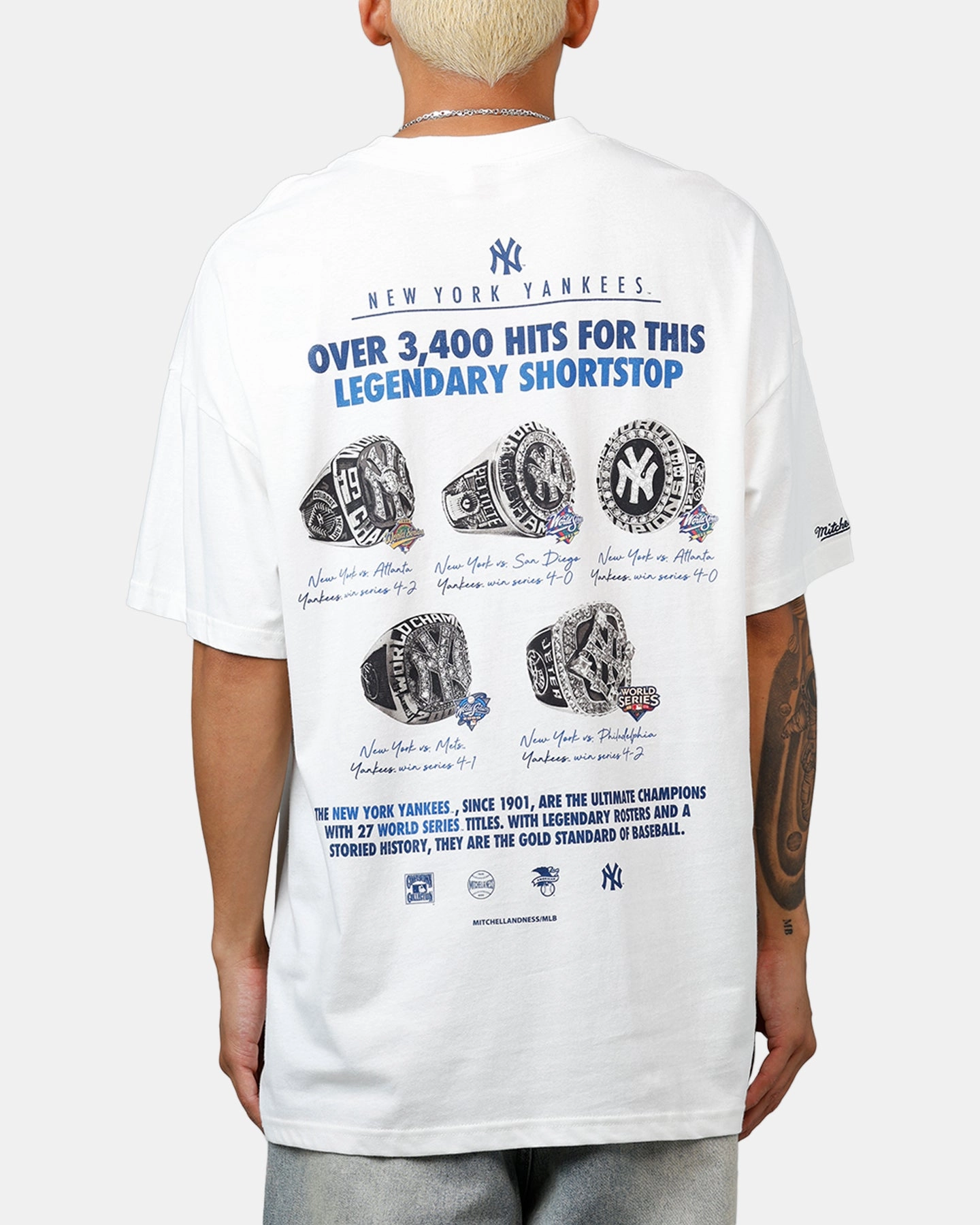 Mitchell & Ness New York Yankees Derek Jeter Got Better T-Shirt Vintage White Reinforced Buttonholes