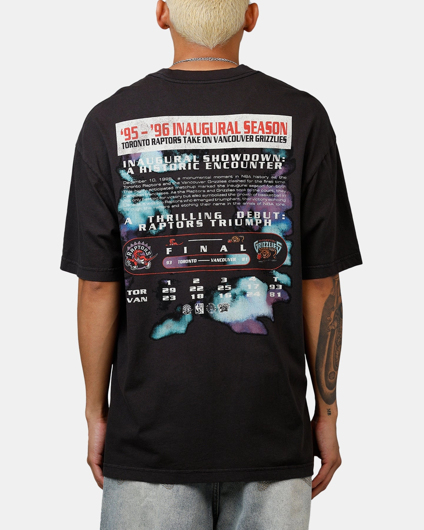 Biodegradable Fiber RelaxedFit Mitchell & Ness Opening Night T-Shirt Overdyed Black