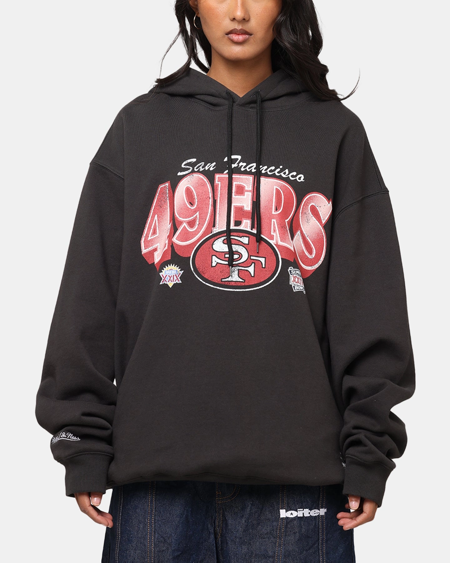 Mitchell & Ness San Francisco 49ers Arch Hoodie Faded Black Sustainable Production Certified