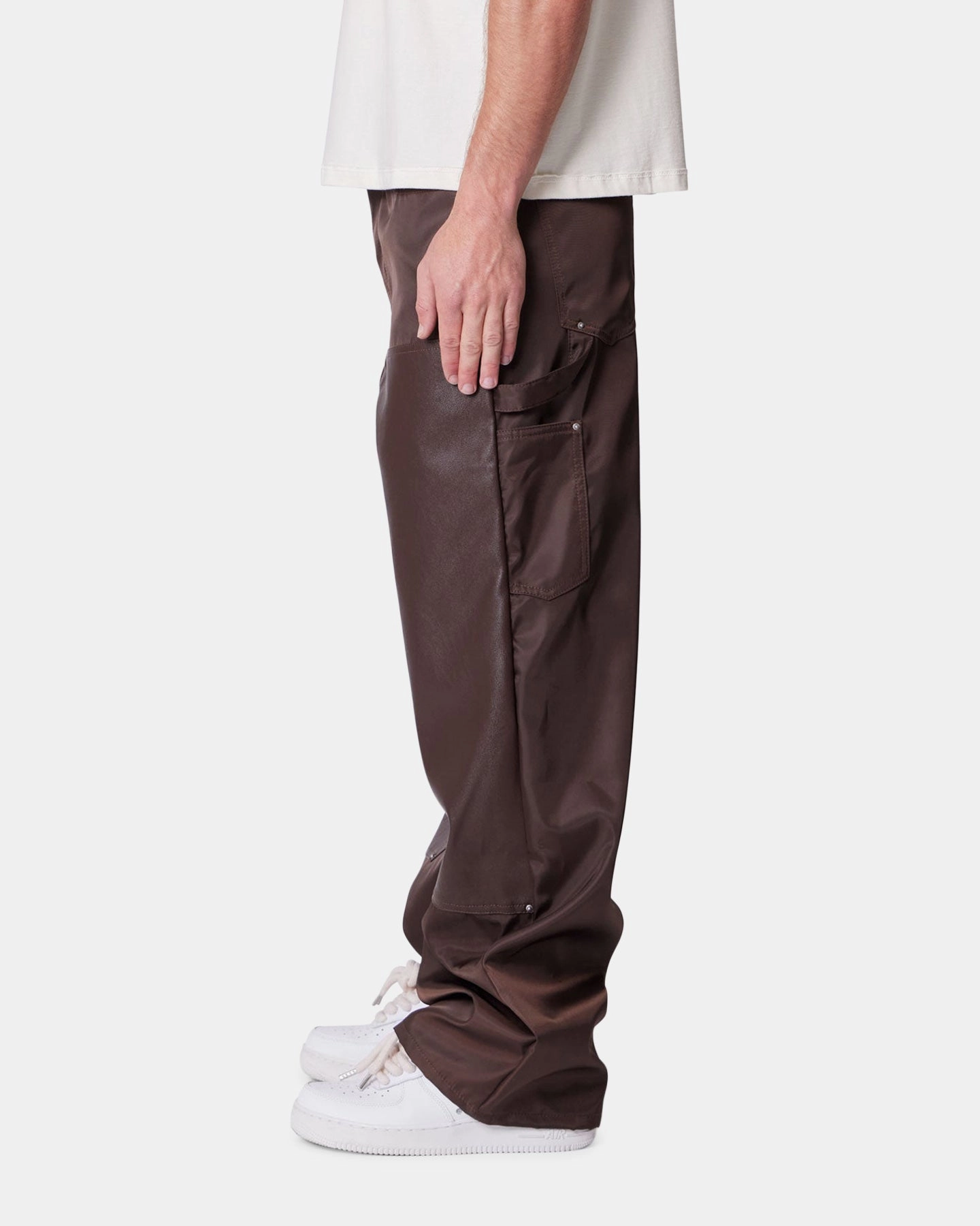 MNML Baggy Nylon Carpenter Pants Brown Layered Wear