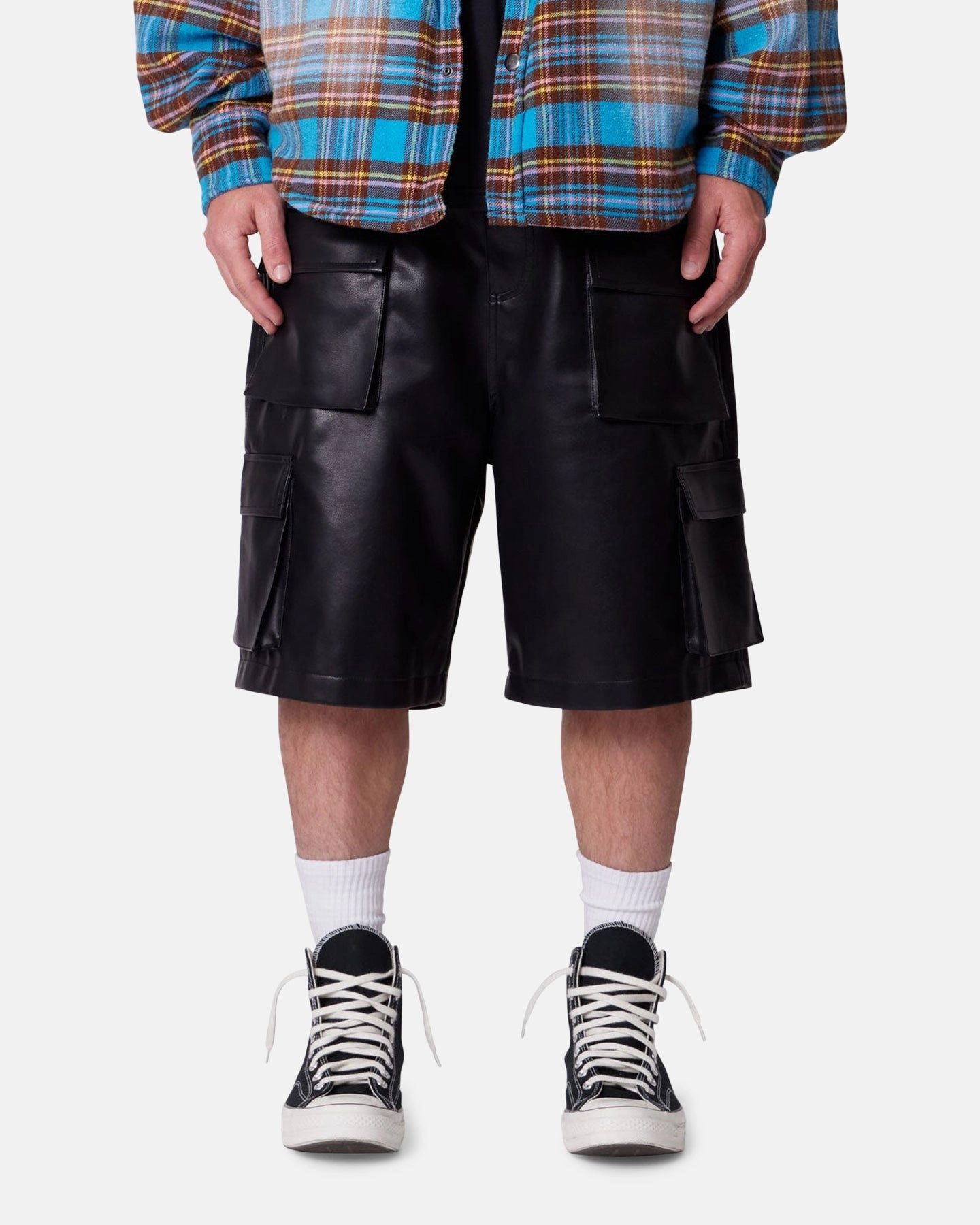 BreathableMaterial Sporty Layer MNML Baggy Vegan Leather Cargo Shorts Black