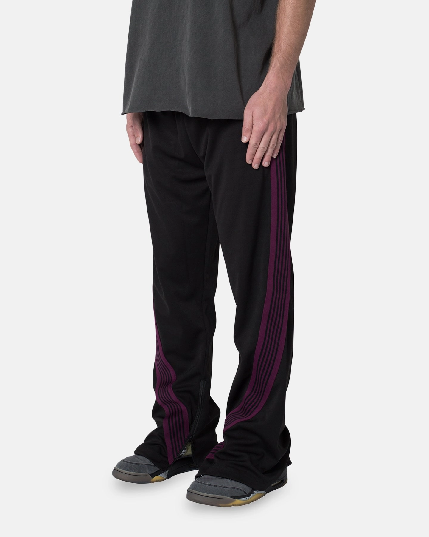 Comfortable Movement LightweightWeave MNML Bent Tape Track Pants Black