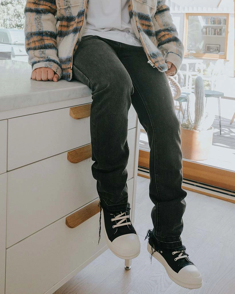 Slim Fit Wear Sport Comfort Fit MNML D212 Denim Jeans Black