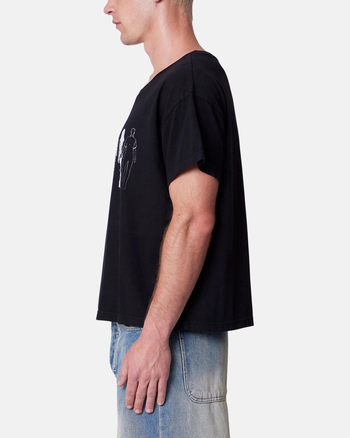 NoSlipSurface MNML Distressed Wide Neck T-Shirt Washed Black