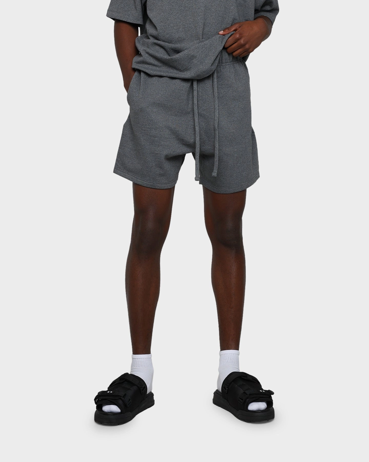 Sweat Wicking Lining MNML Every Day Sweatshorts Dark Heather