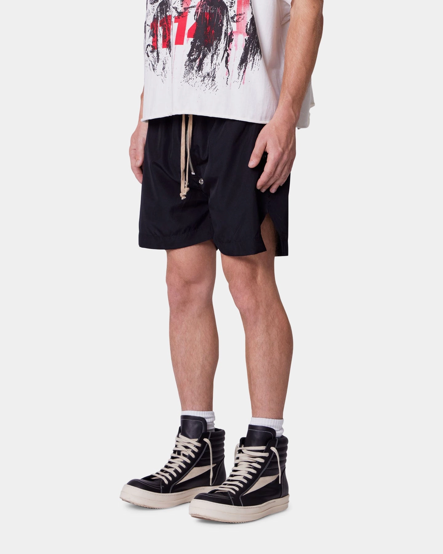 Flexible Gusset MNML Lightweight Zippered Shorts Black