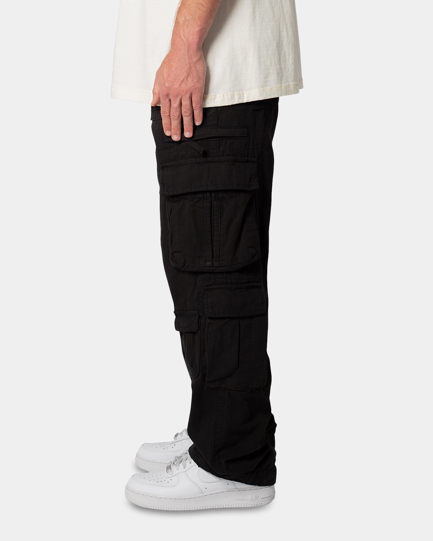 MNML Military Cargo Pants Black Everyday Must-have