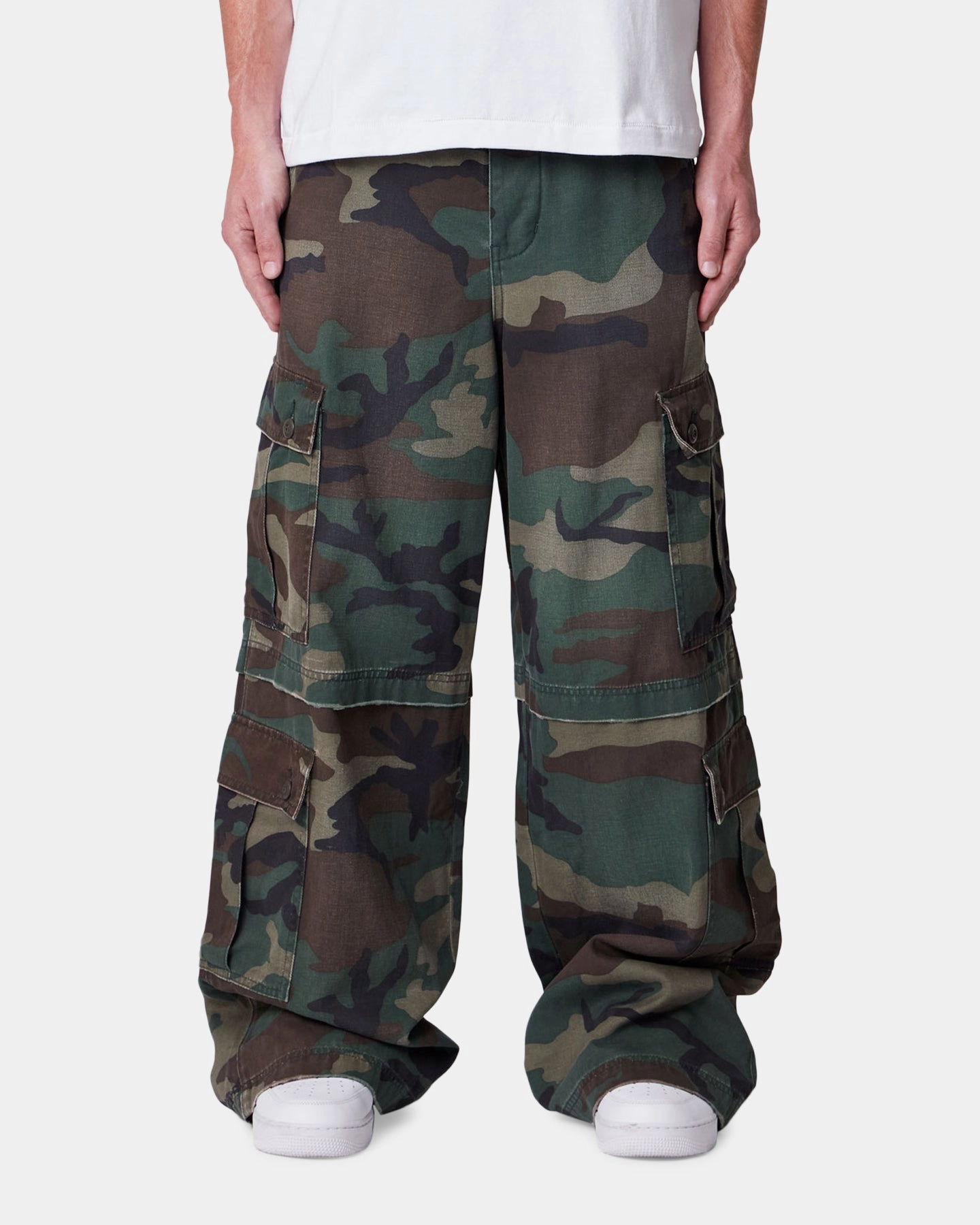 MNML Rave Distressed Cargo Pants Distressed Camo Minimal Fit