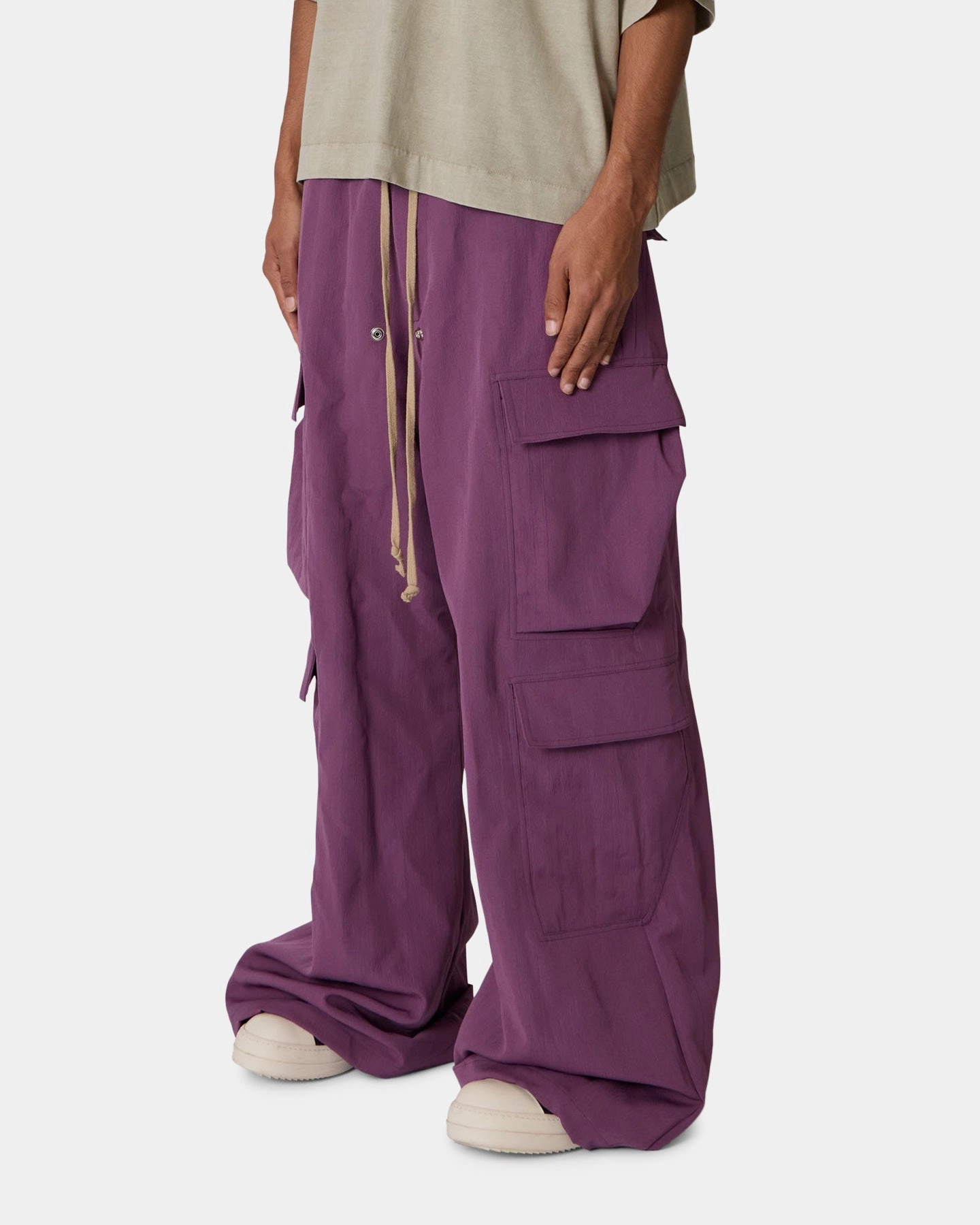 Flattering Style MNML Rave Double Cargo Sweatpants Washed Mauve
