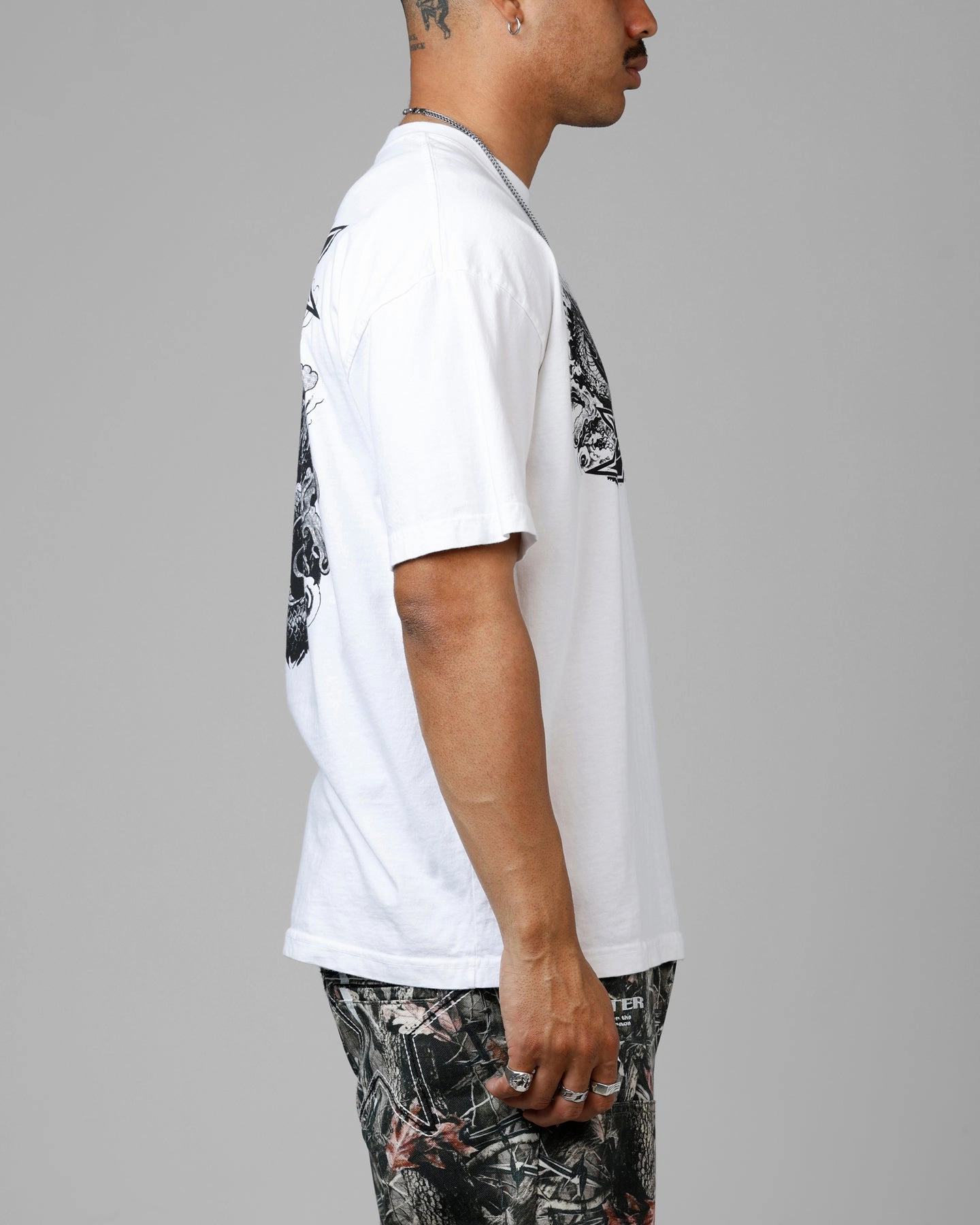 Loiter Draco Born Vintage T-Shirt White NonChafe Lining