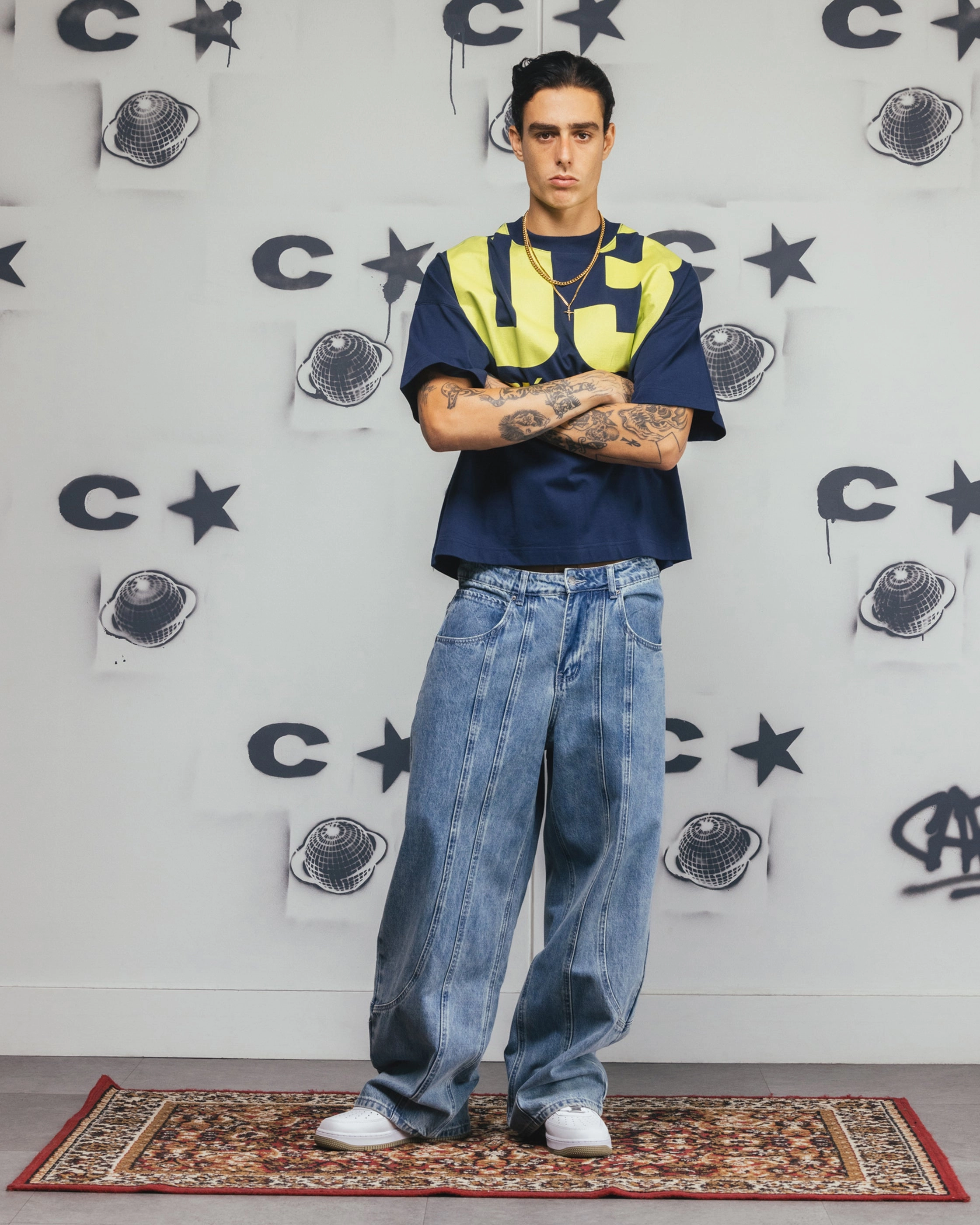 Carre Rally T-Shirt Navy/Yellow V-neck Blouse Cooling Technology