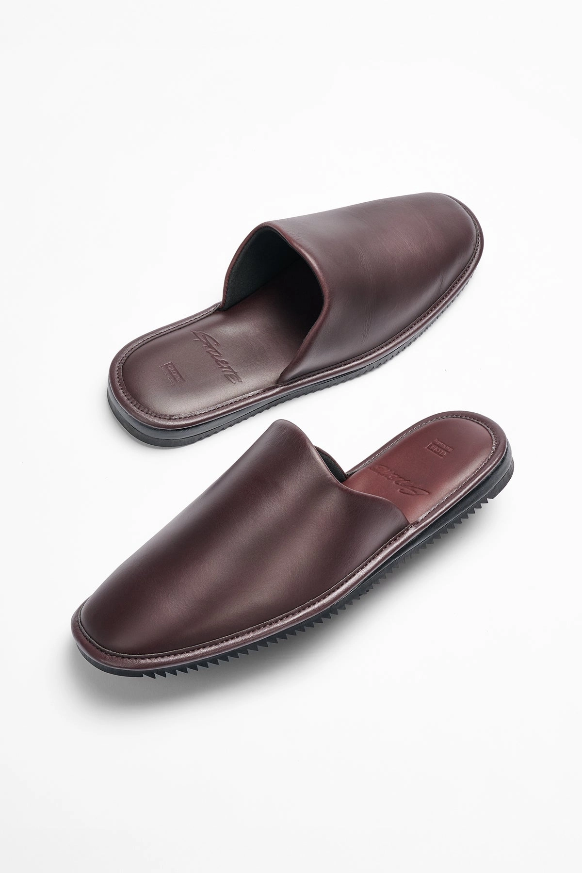 Mule - Gillette Travel Routine forest hike