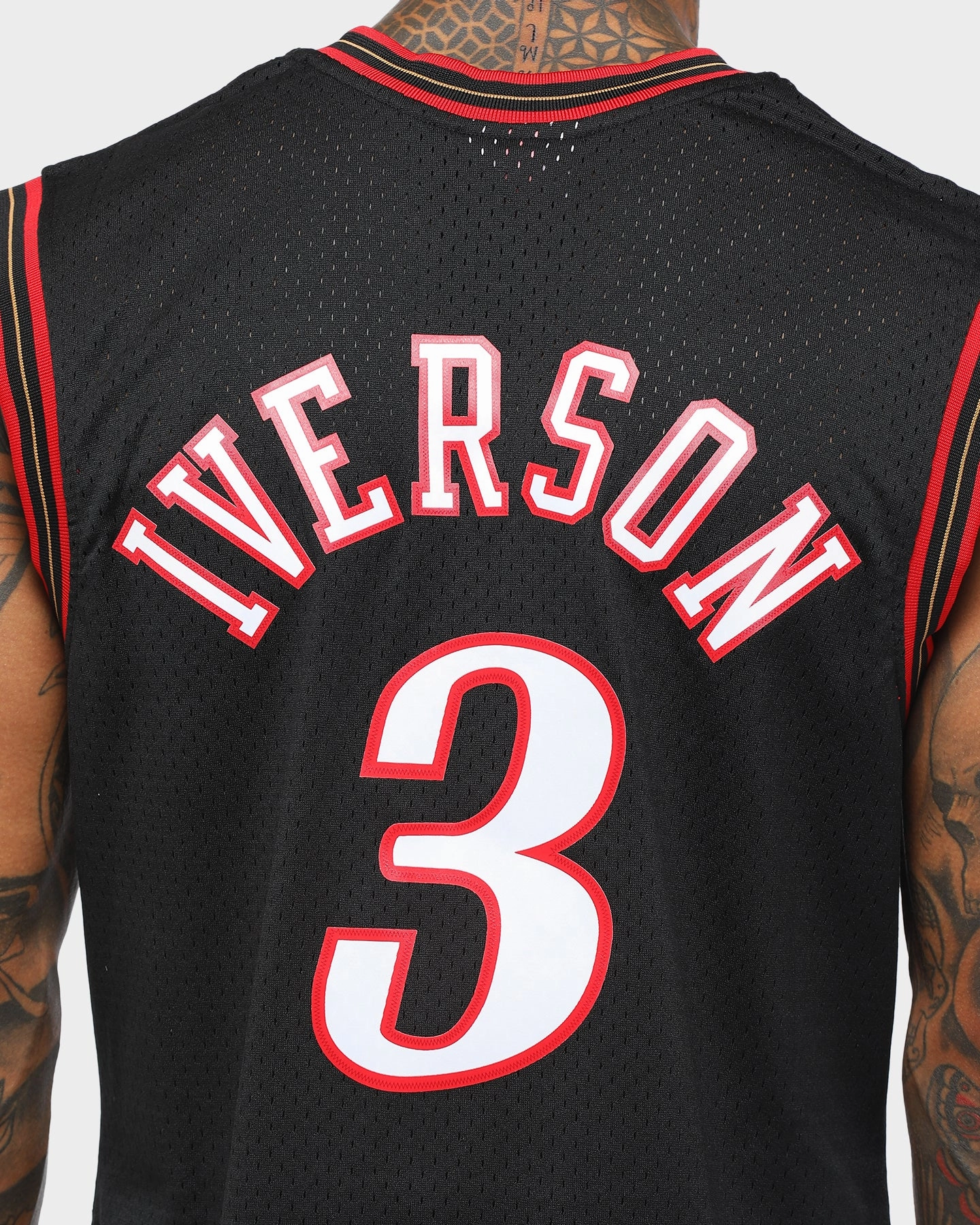 Compact Thermal Insulation Mitchell & Ness Philadelphia 76ers Allen Iverson #3 Swingman Jersey Black