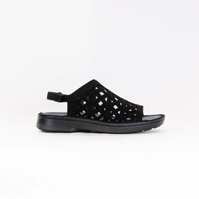 Energy return sole Flexible Straps Naot Amadora (Women's) - Black