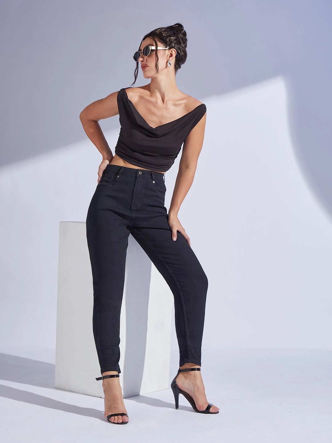 Layered Look Daily Go-To Women's Black High-Rise Regular-Length Stretchable Denim Mom'S Jeans