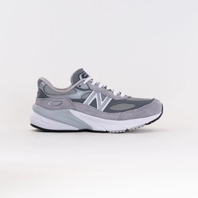New Balance 990v6 (Women's) Grey youth athletic shoes running in a cave area shoes