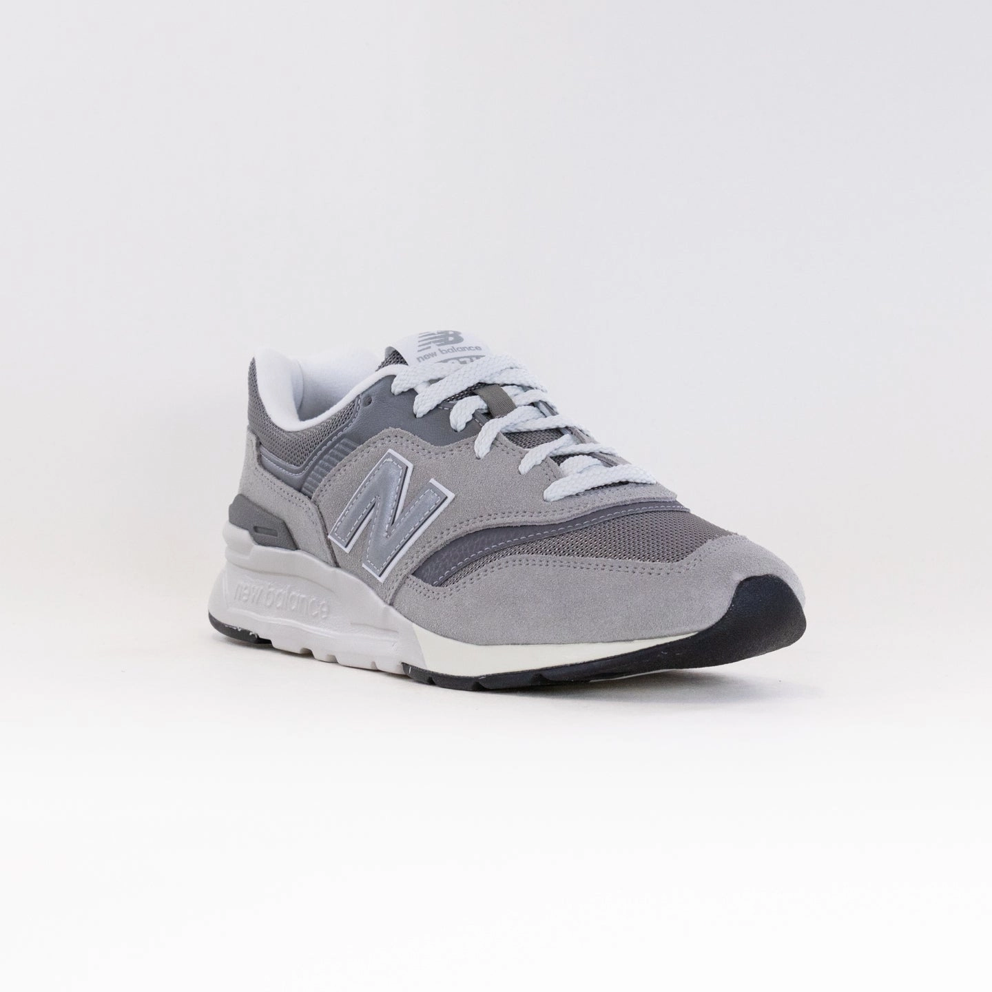 running in high - altitude areas running shoes for professional male runners New Balance 997 (Men's) - Grey