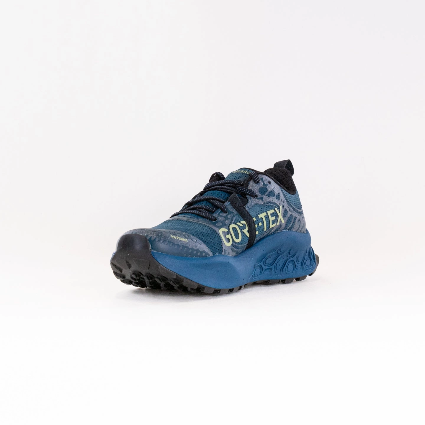 New Balance Fresh Foam X Hierro v8 Gore-Tex? (Women's) - Blue/Black track shoes Heat Sealed Seams