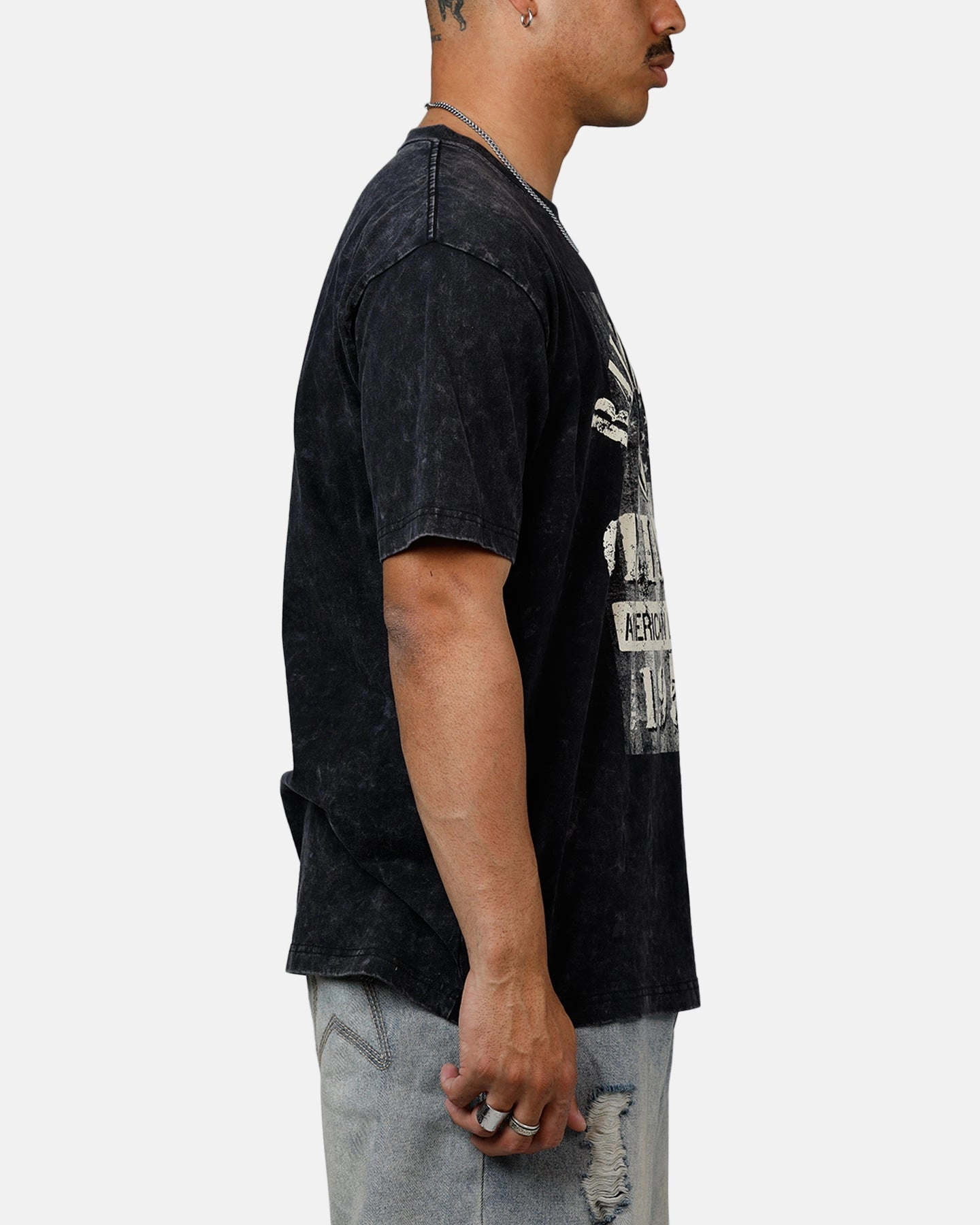 Interlock Stitch Detail Casual dress New Era Baltimore Orioles Armed Forces T-Shirt Washed Black