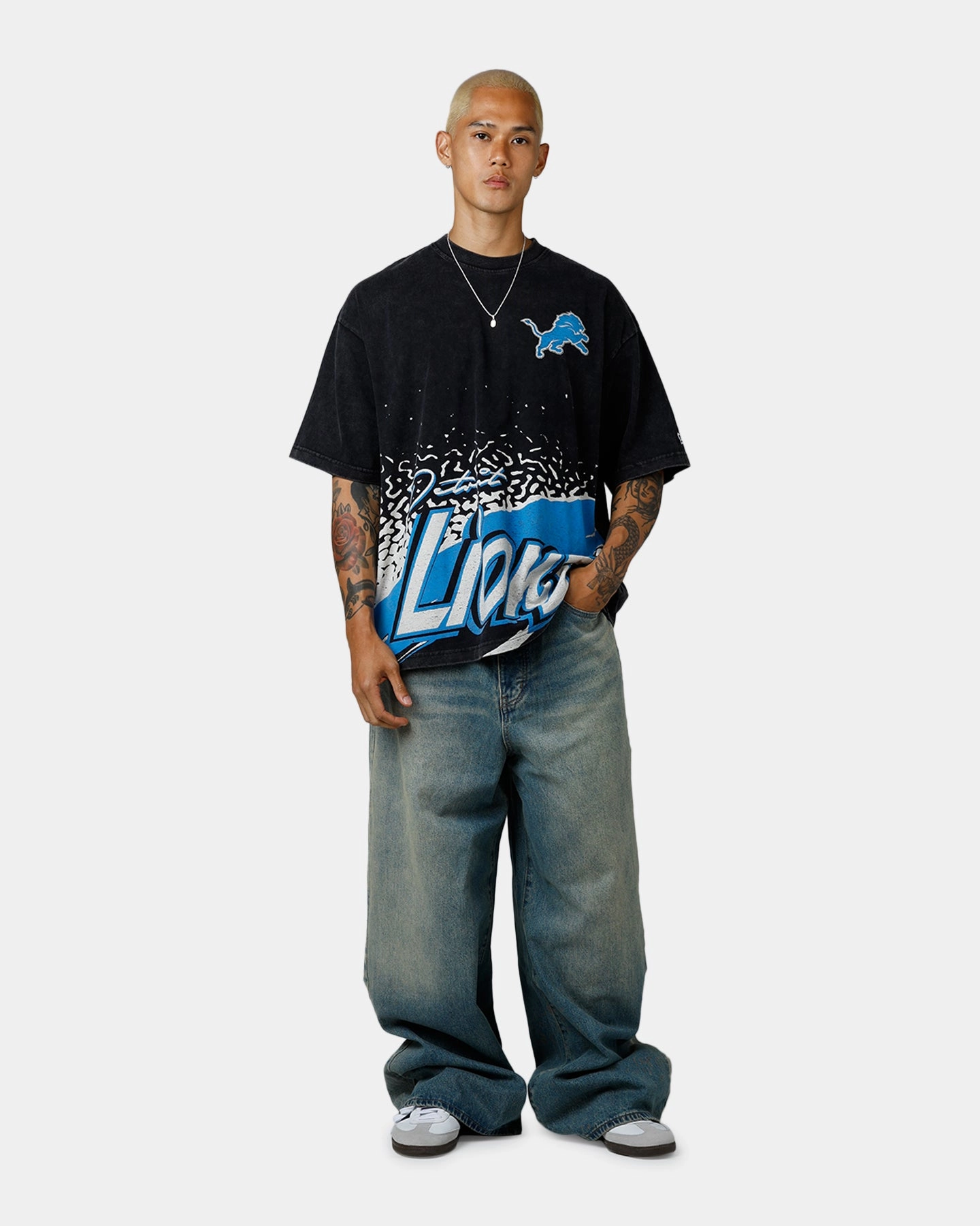 Temperature Regulating Fibers Microfiber Material New Era Detroit Lions Sport Class T-Shirt Washed Black