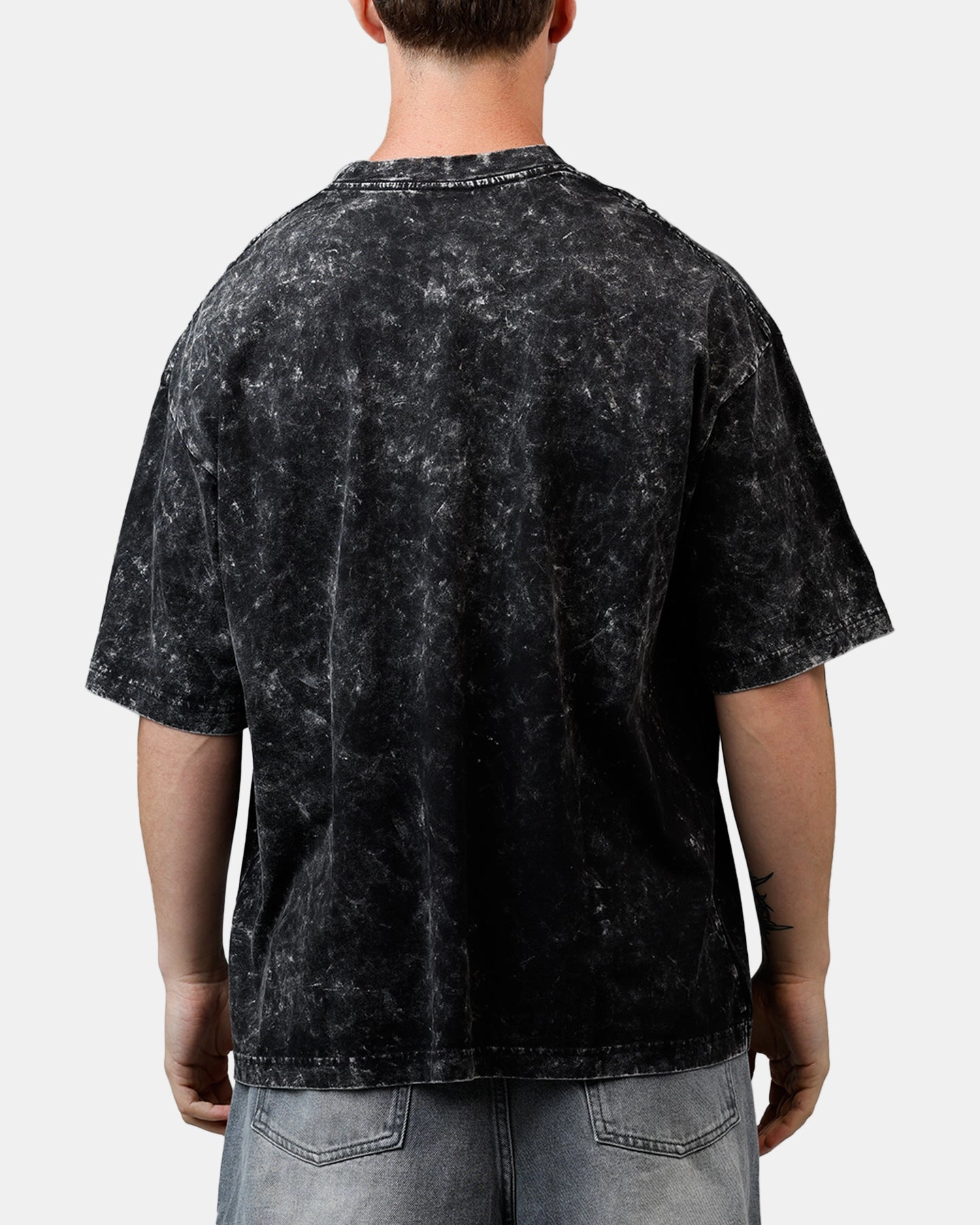 New Era Indiana Fever Boxy Essentials T-Shirt Washed Black Convertible Neckline