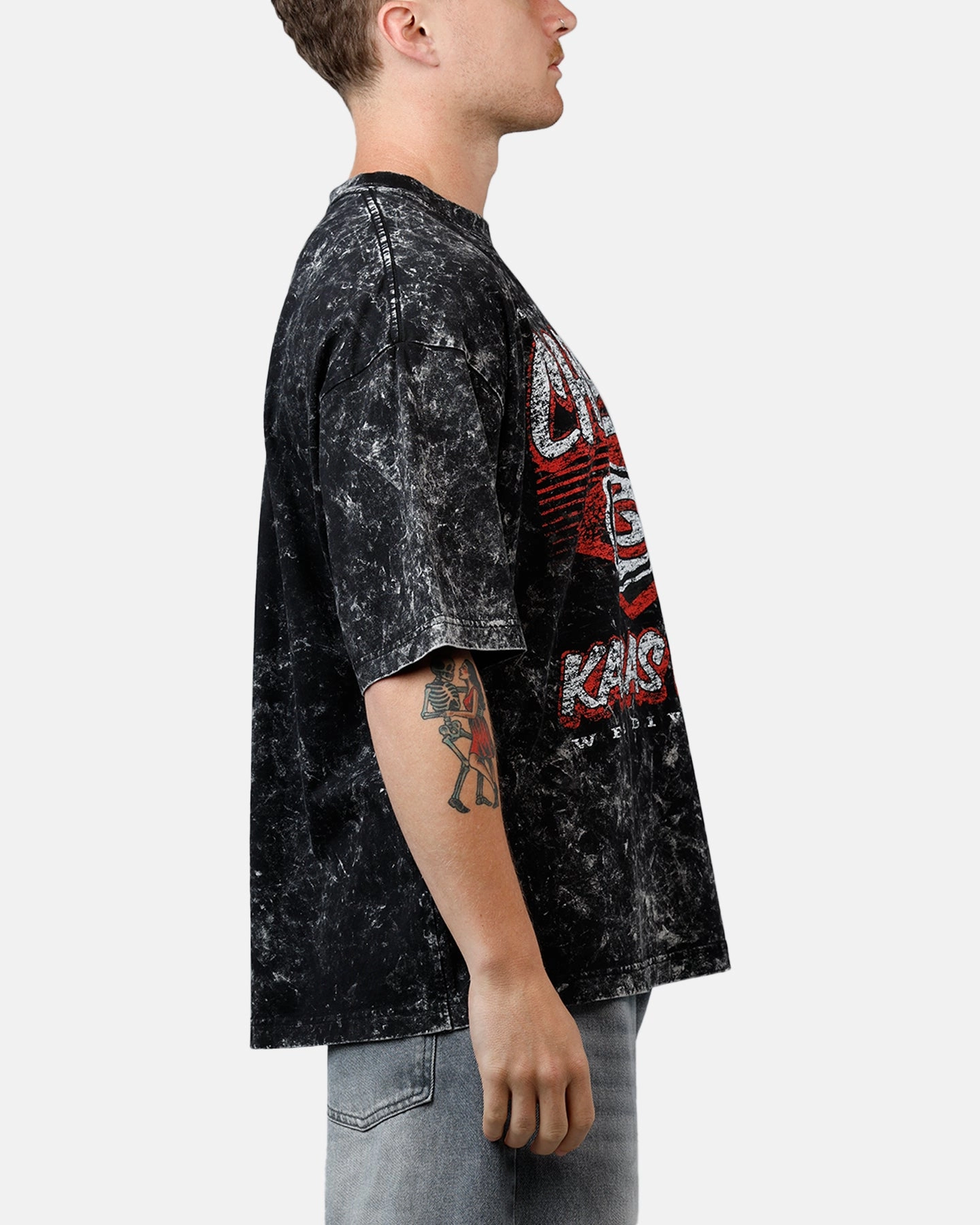 CarbonNeutral Production New Era Kansas City Chiefs Boxy Essentials T-Shirt Washed Black