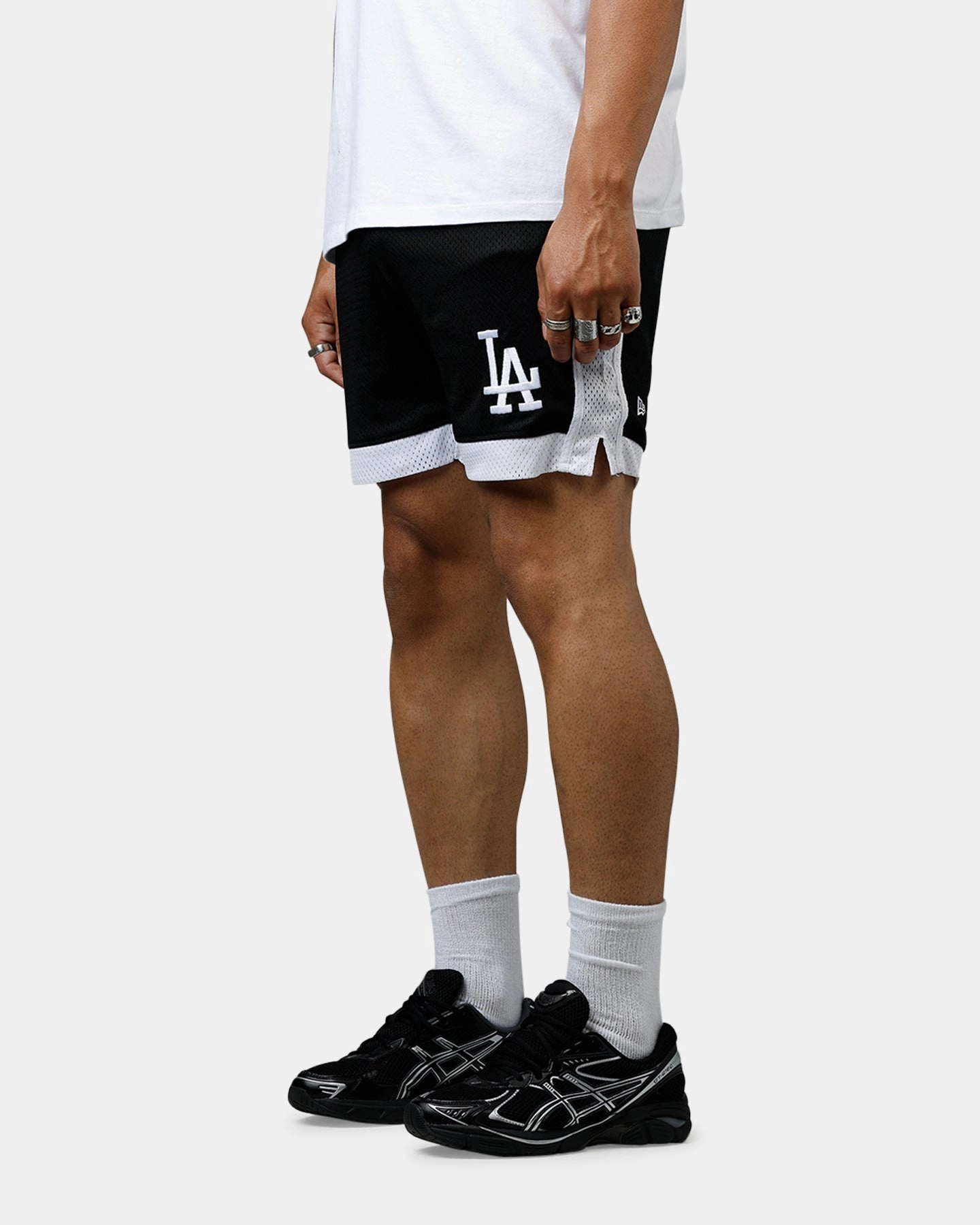 No Ride Up New Era Los Angeles Dodgers Sport Class Shorts Black/White