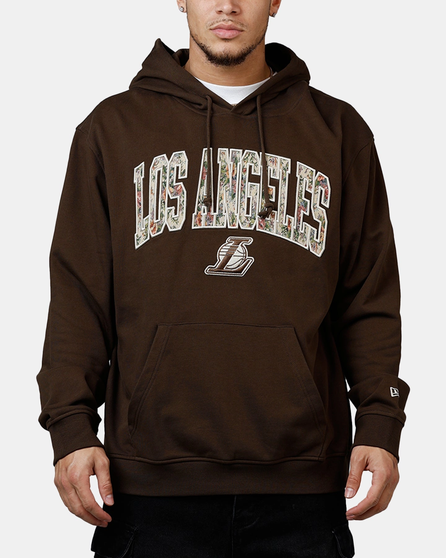 ContrastTipping SeamFree Knitting New Era Los Angeles Lakers Upholstery Hoodie Walnut