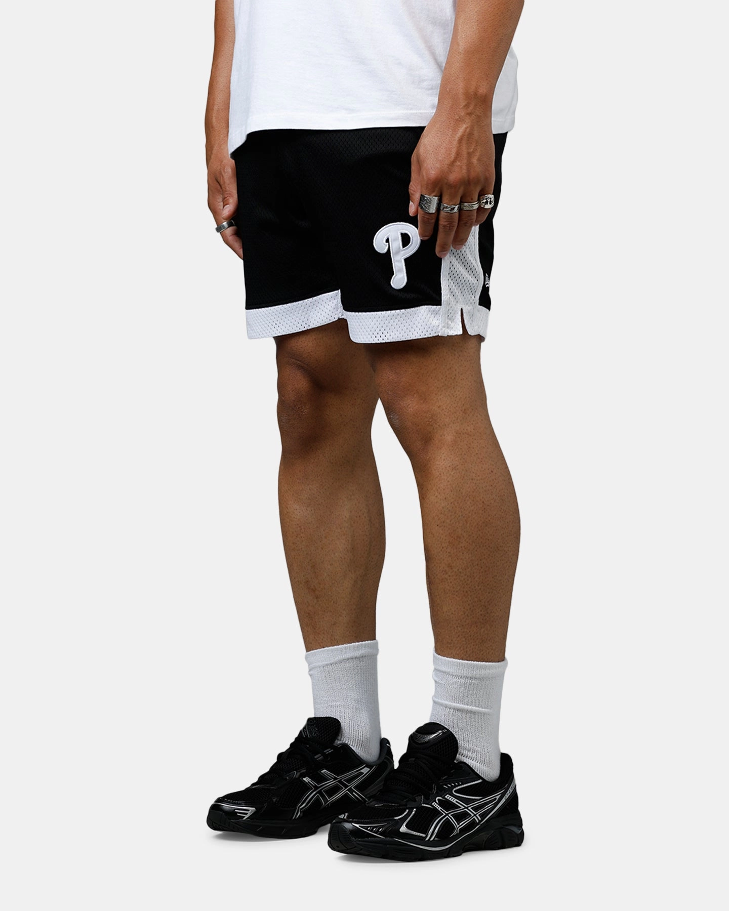 Stretchable Fabric New Era Philadelphia Phillies Sport Class Shorts Black/White
