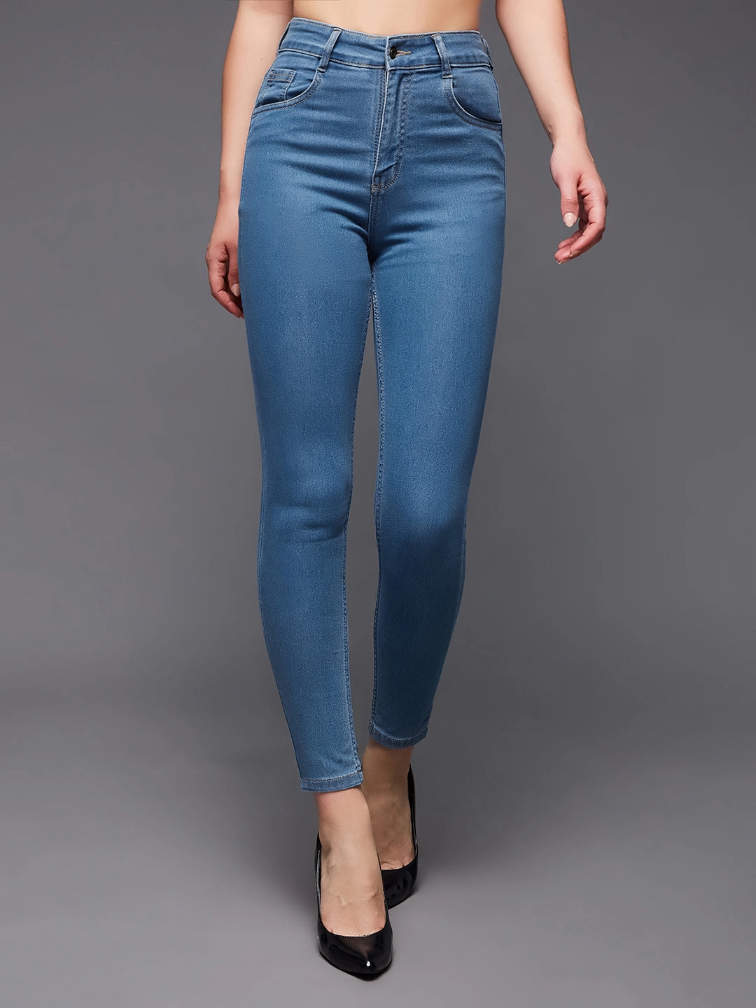 Women's Blue Solid Skinny High-Rise Cropped Solid Stretchable Denim Jeans Chic Appearance Multipurpose Utility Pockets
