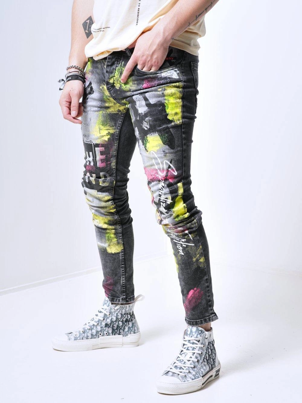 THE LUNATIC Stretch Recovery Street Fashion Trend Setter Holiday Vibes