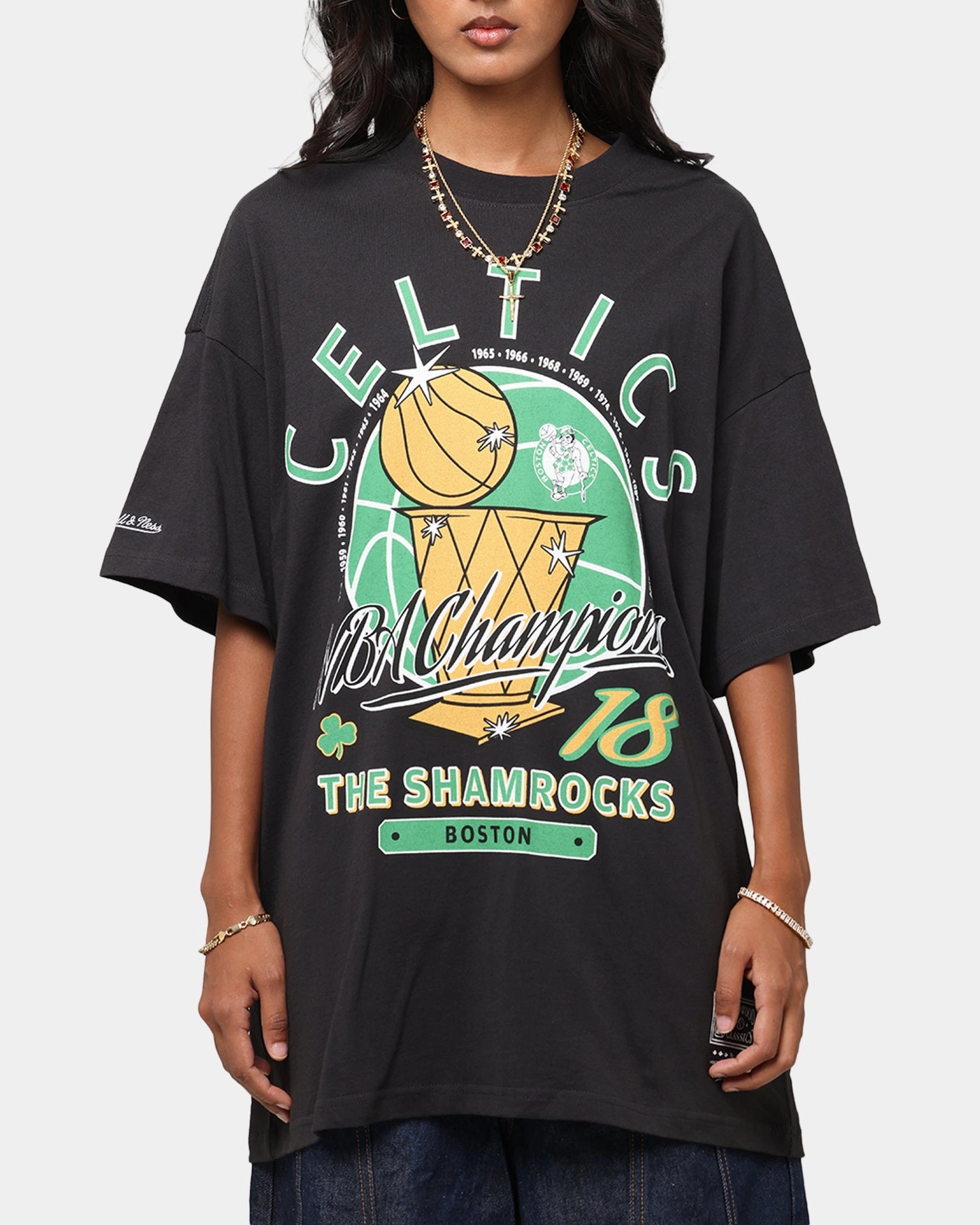 Mitchell & Ness Boston Celtics Champions Report "Champ Pack" T-Shirt Faded Black Convertible Sleeve Adaptation