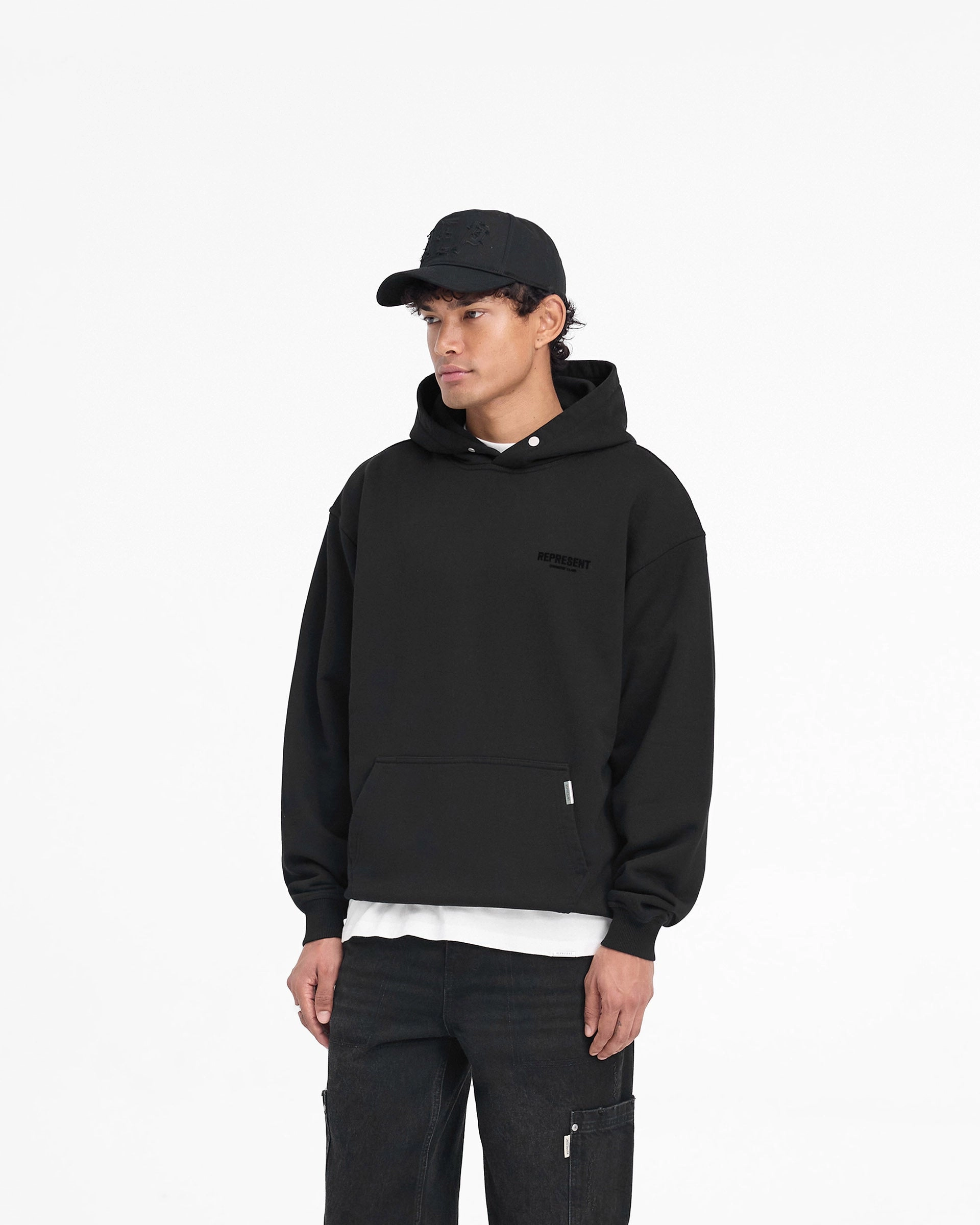 Beach club style Represent Owners Club Flocked Hoodie - Black
