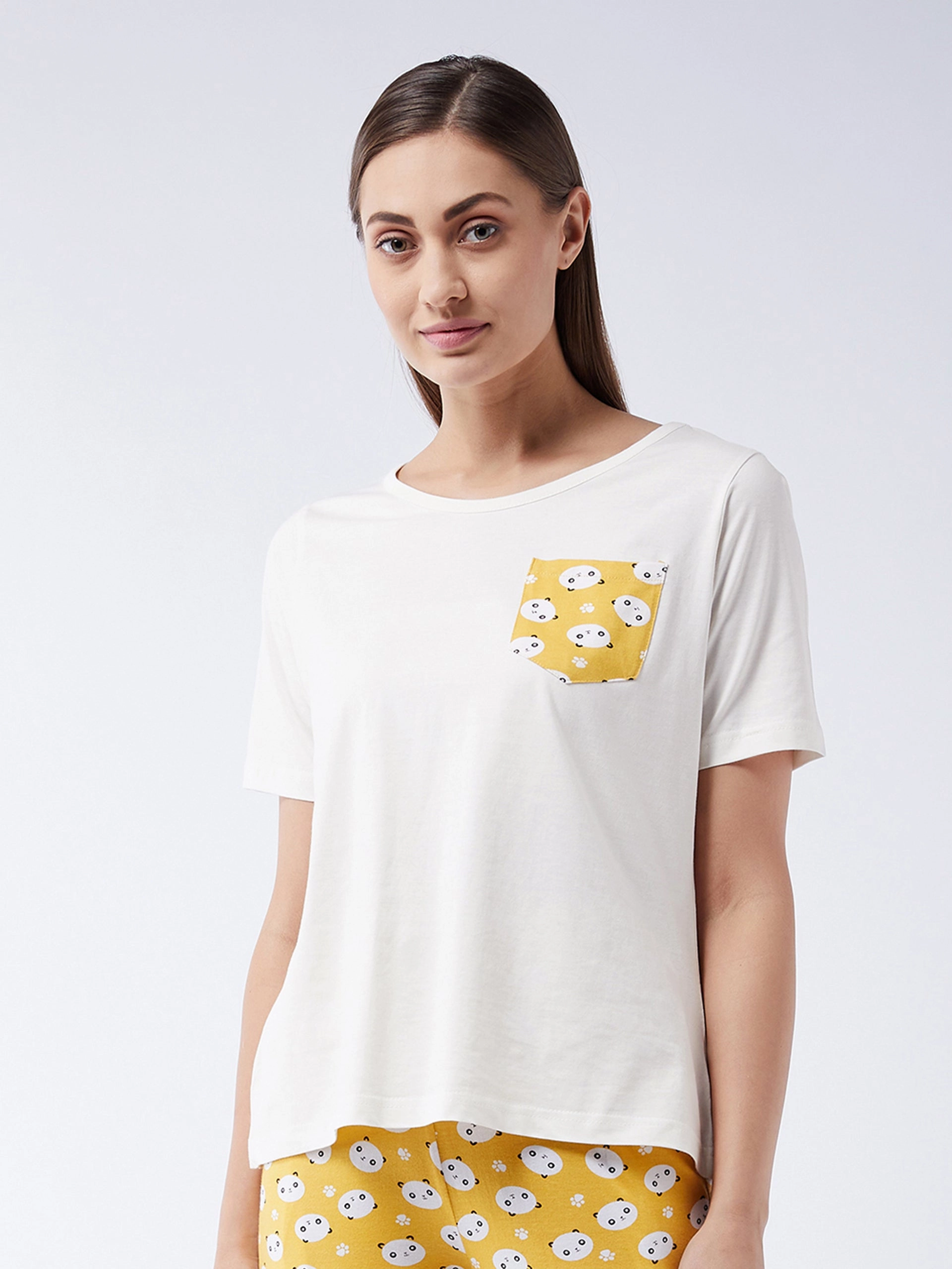 Women's White Round Neck Short Sleeves Printed Regular length T-shirt Slim Fit Design Stretchy Top