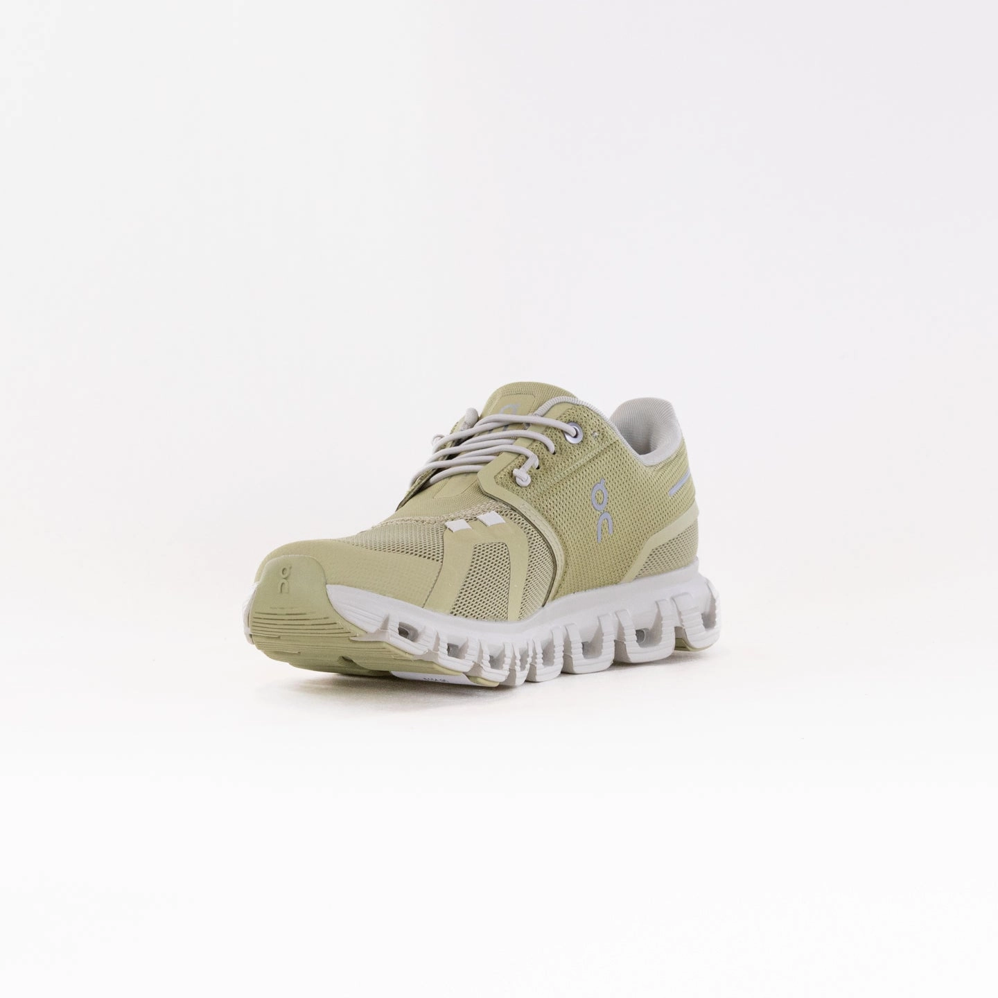 On Cloud 6 (Women's) - Caper/Ice Lightweight Foam Construction sports event