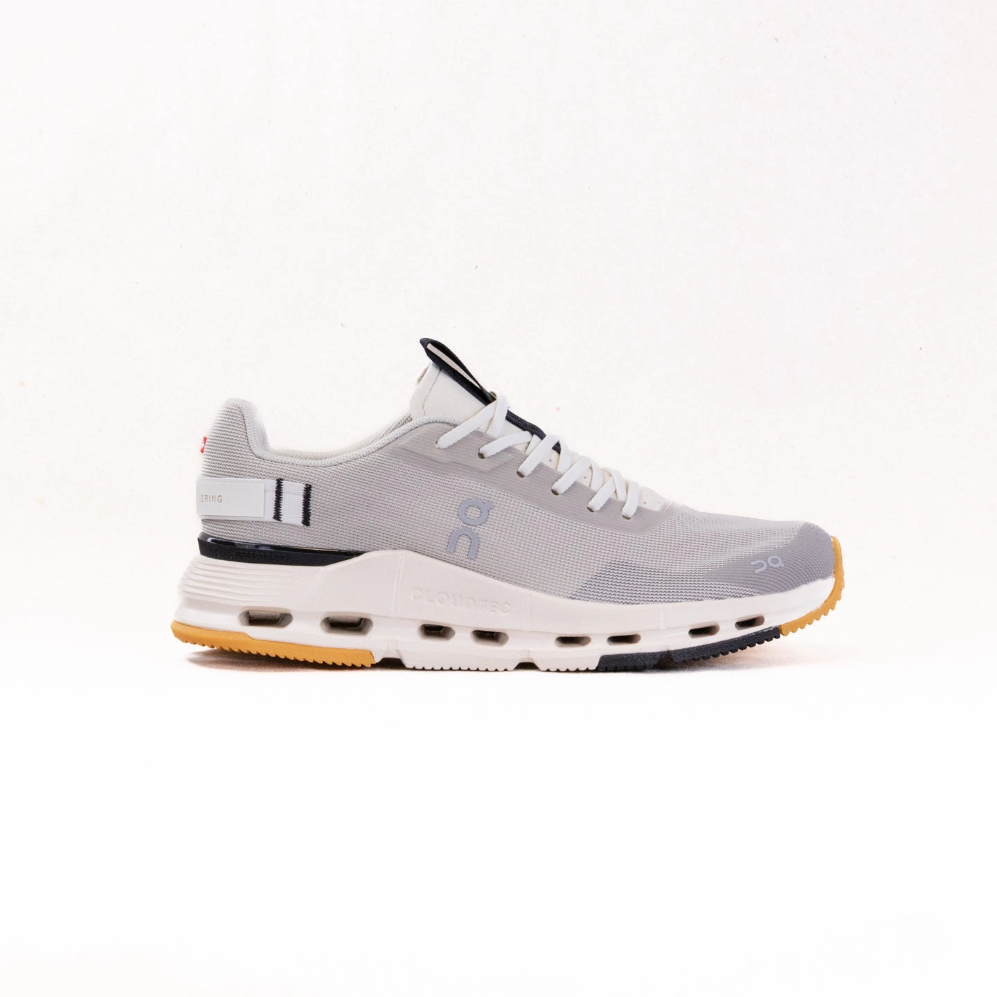 On Cloudnova Form 2 (Women's) - Truffle/Dew Neutral running Rollbar Support Frame