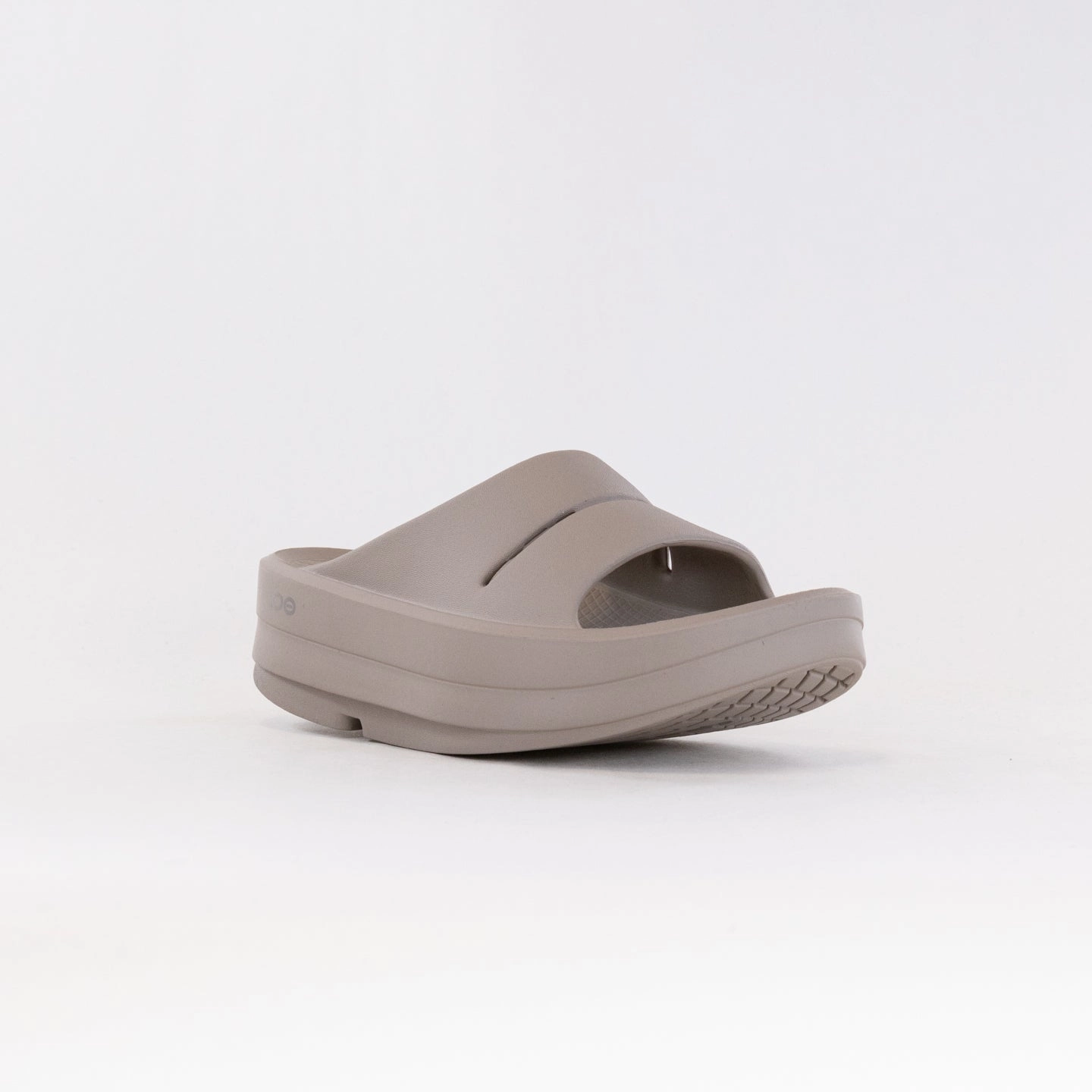 OOFOS OOMega Ooahh Sandal (Women's) - Nomad Flexible Fit Shoes