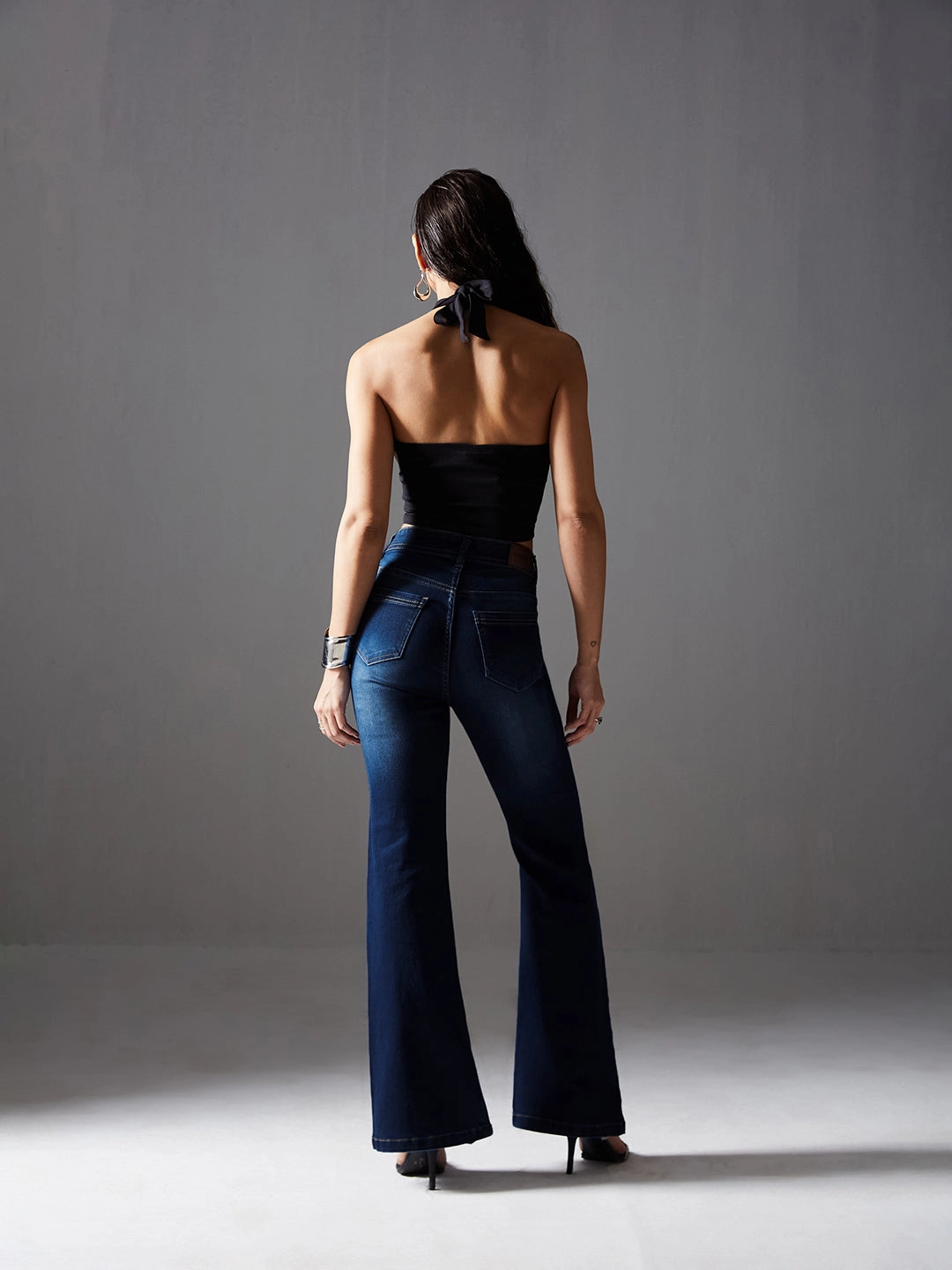 Stretch Minimalist Spring Mood Affordable 24/7 Comfort Blue Bell-Bottom Bootcut Hourglass Mid-Rise Jeans