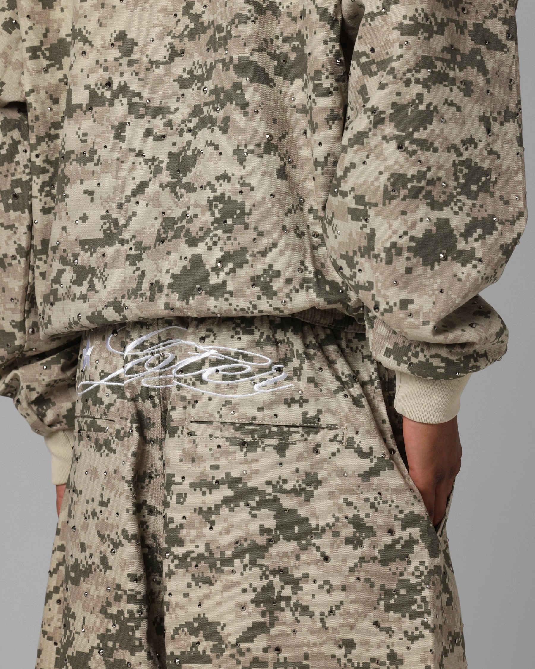 AntiPillingFabric Chilly Day Layers Loiter Hail Storm Shorts Digi Camo