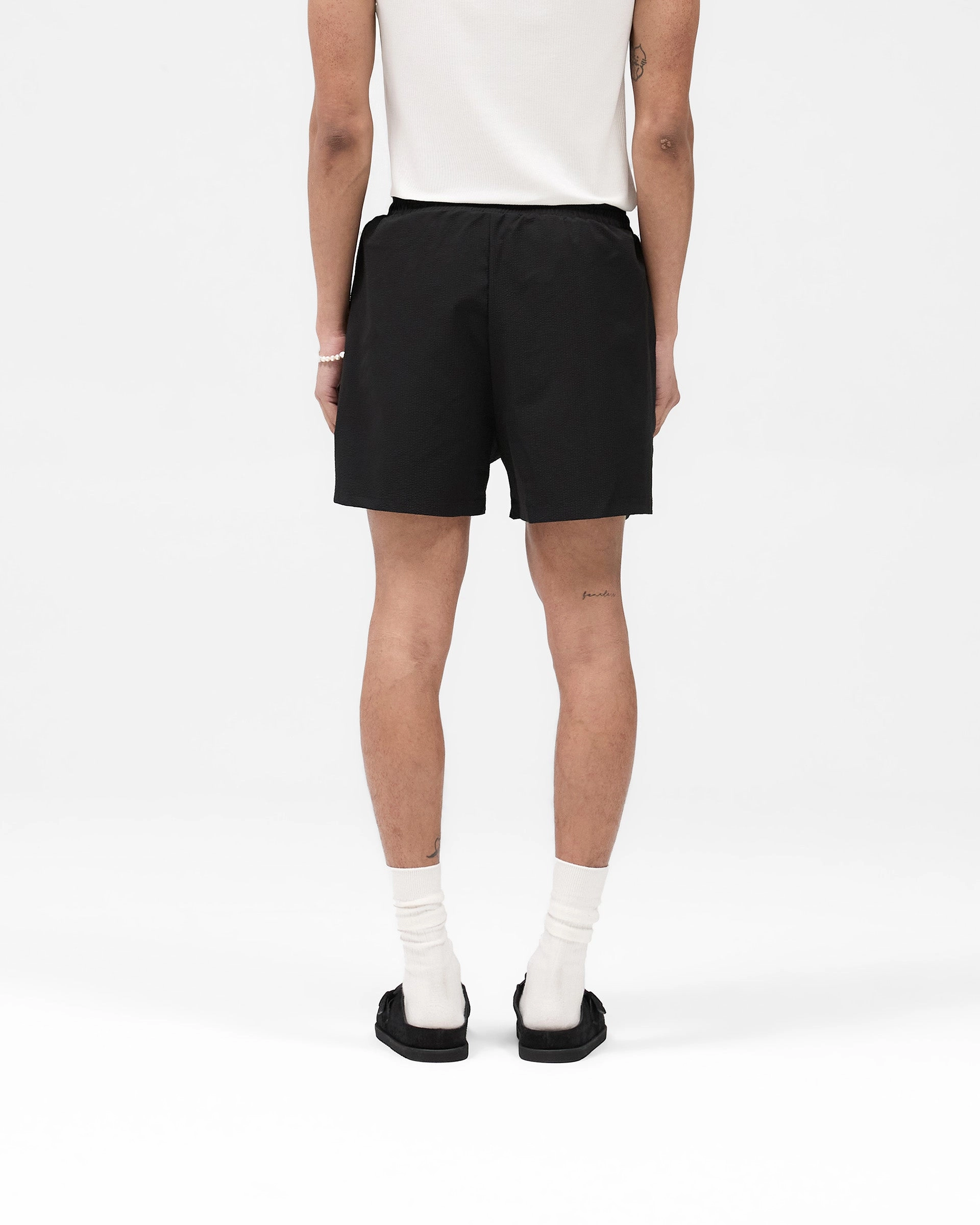 Breezy Motion Stretch Fit Design Seersucker Smart Swim Short - Black