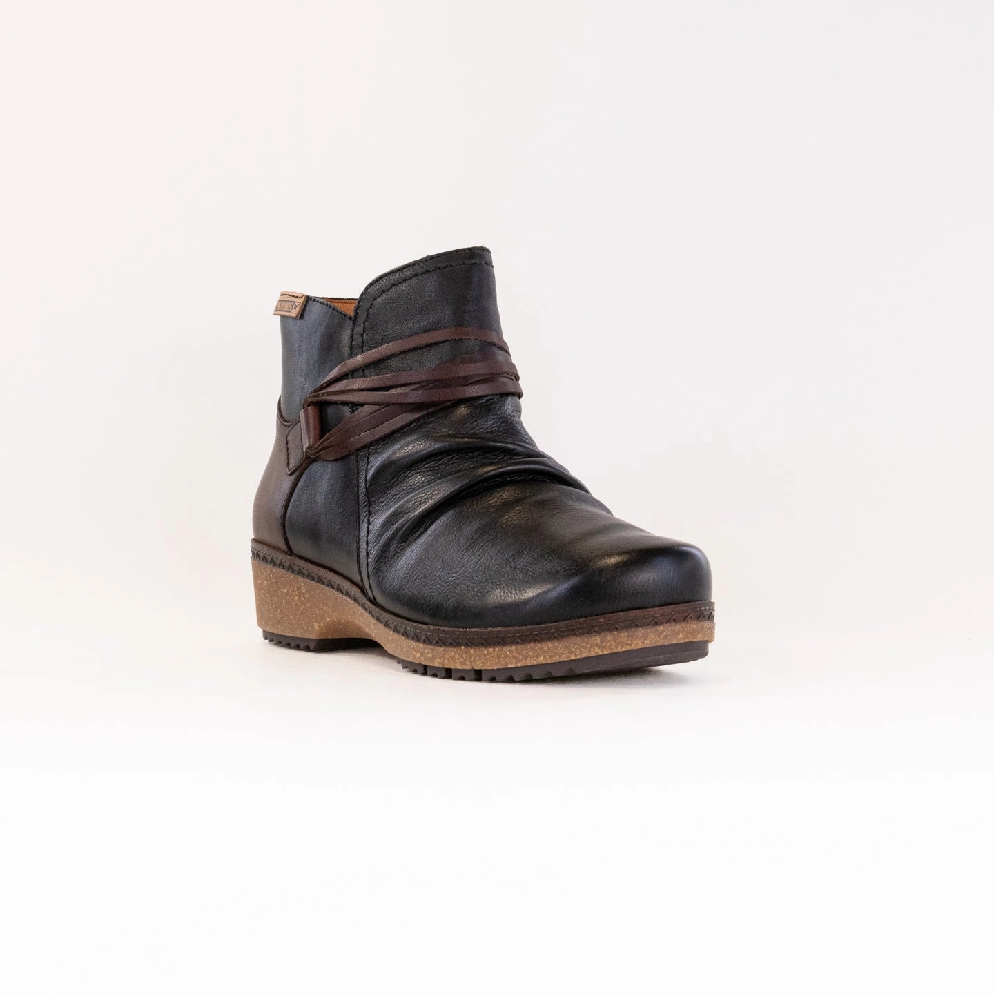 Rugged Built Remote Hiking Pikolinos Granada (Women's) - Black