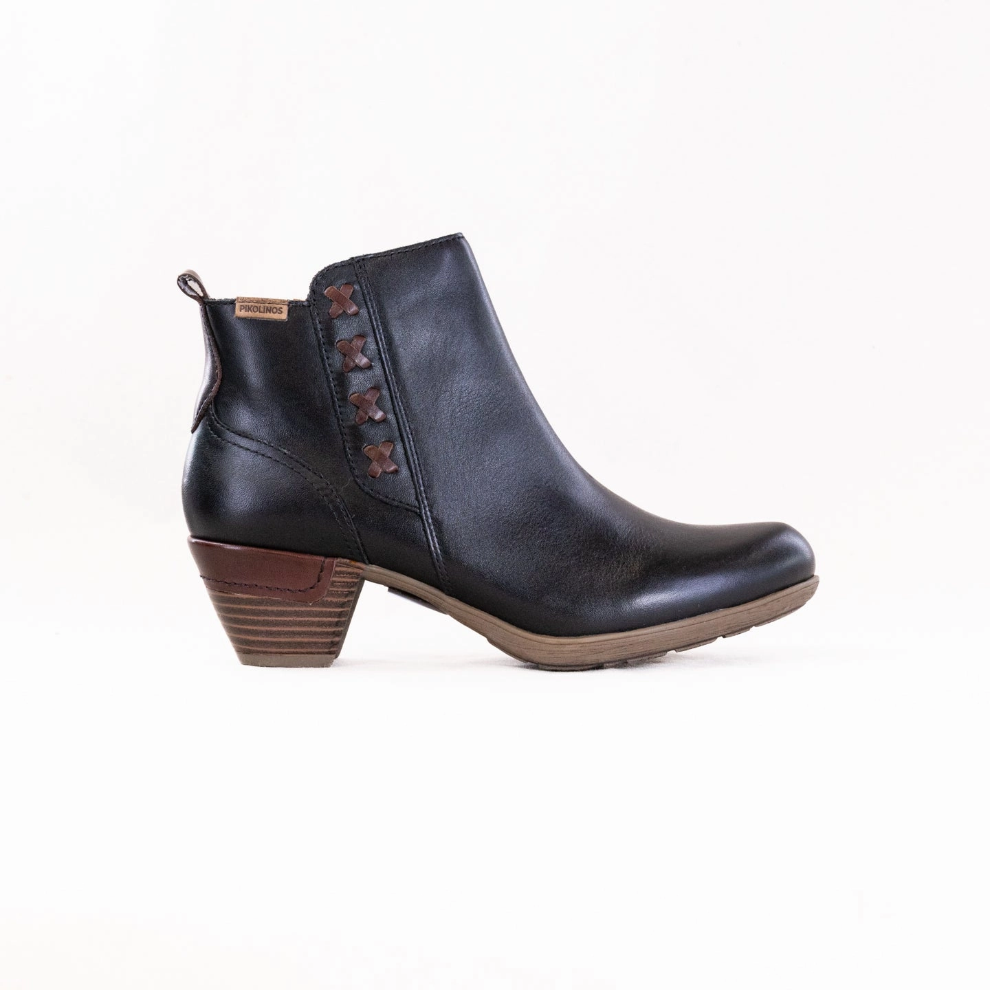 Pikolinos Rotterdam 902-8713C1 (Women's) - Black Mud Resistant Work Commute