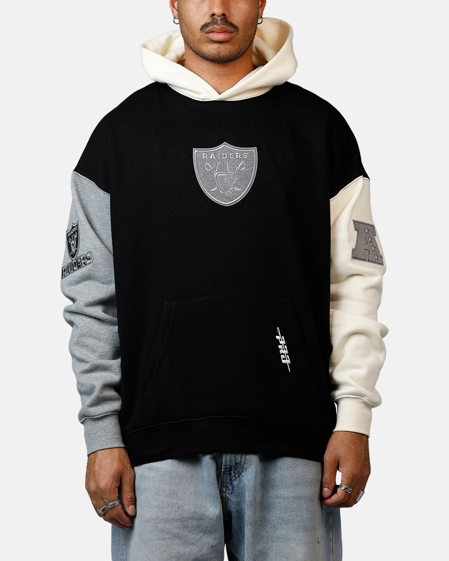 NonIrritatingEdges Pro Standard Las Vegas Raiders Reverse French Terry Hoodie Black/Grey
