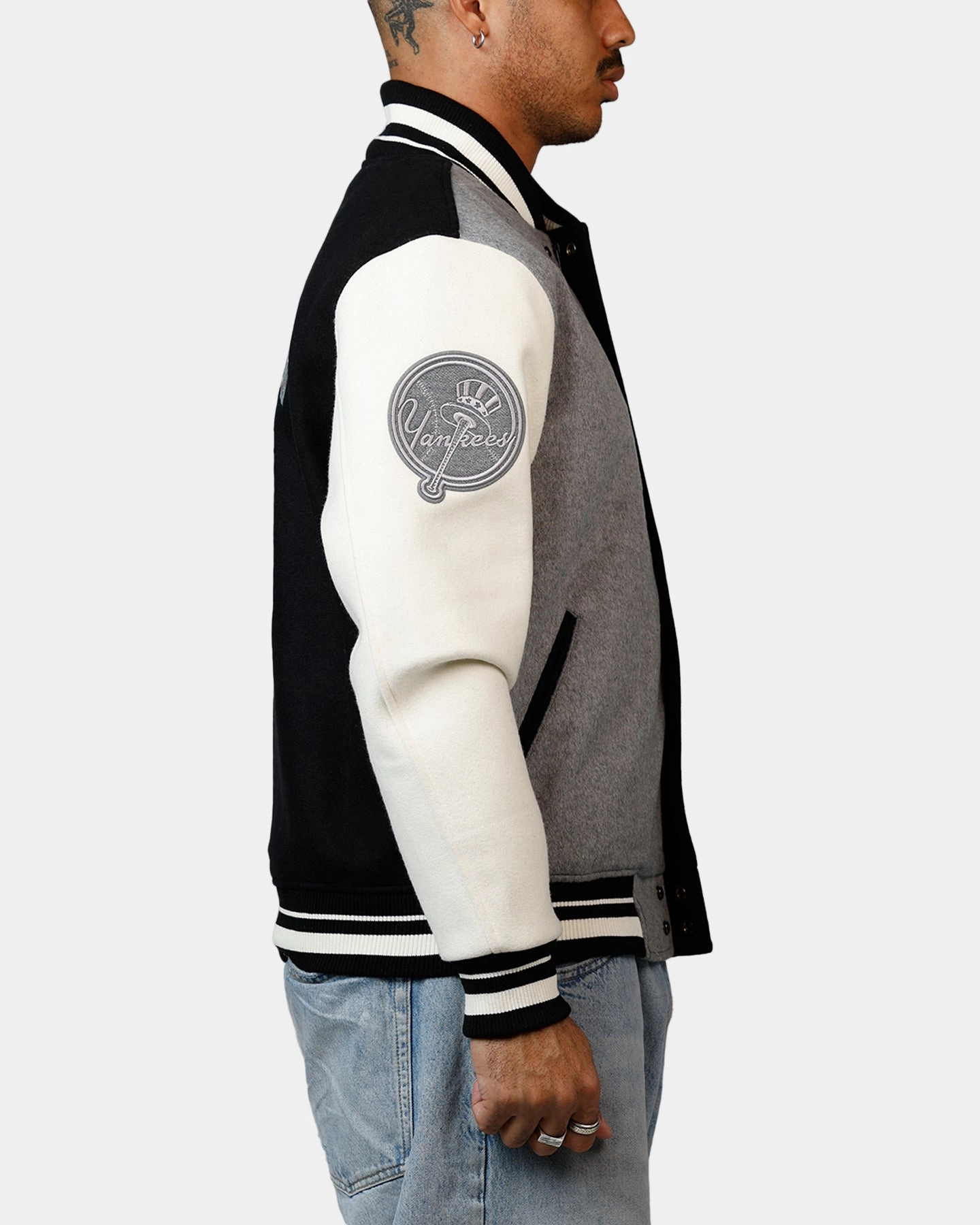 Pro Standard New York Yankees Reverse French Terry Wool Varsity Jacket Black/Grey Frictionless Inner Layer