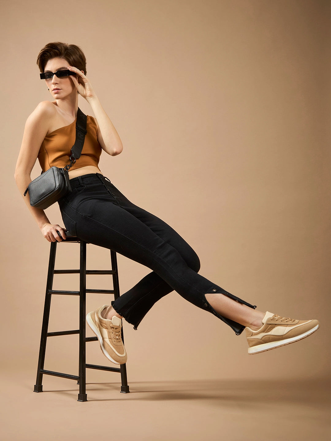 Women's Black Skinny-Fit Relaxed High-Rise Regular-Length Denim Stretchable Jeans Versatile Tailoring