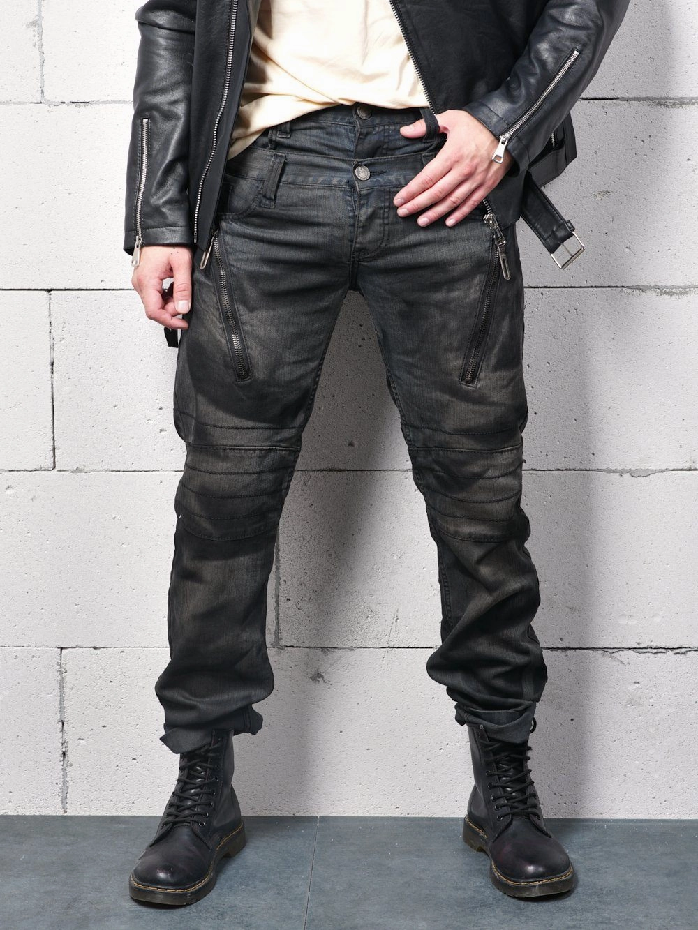 DOUBLE RIDER Smooth Picnic Style Distressed Detailing