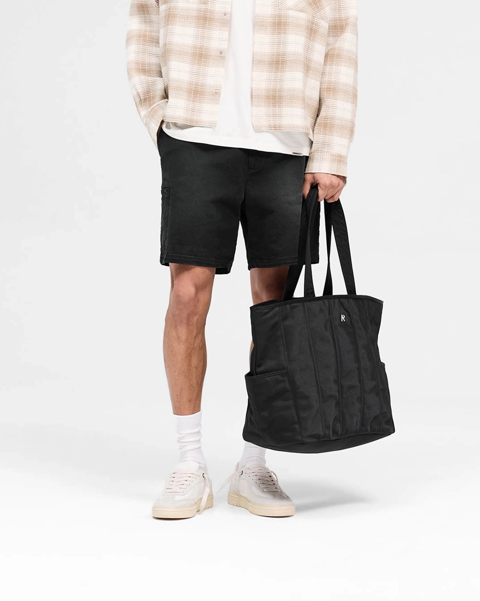 Season Cargo Short - Jet Black FoldableDesign Camping Gear
