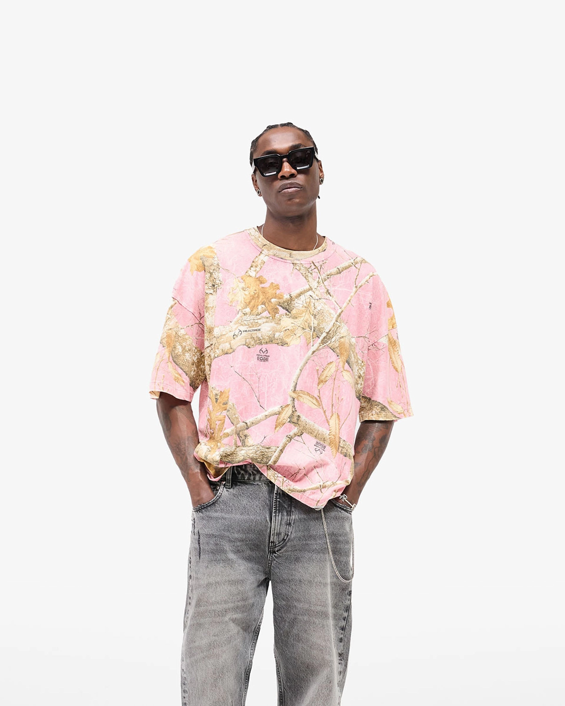 Realtree? T-Shirt - Washed Pink Camo Recycled Polyester Thread