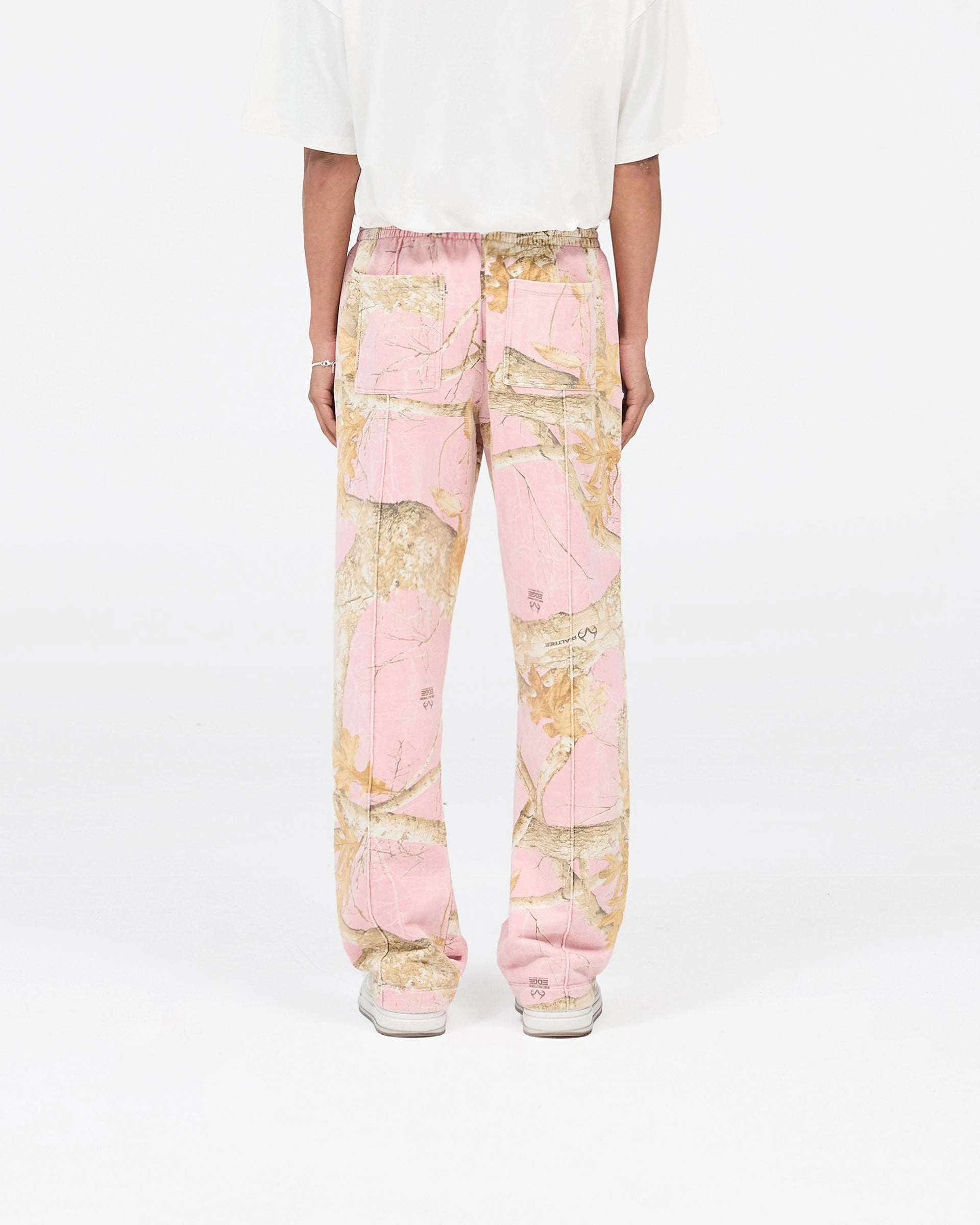 Water resistant coating Daily Comfort Fit Realtree? Sweatpant - Washed Pink Camo