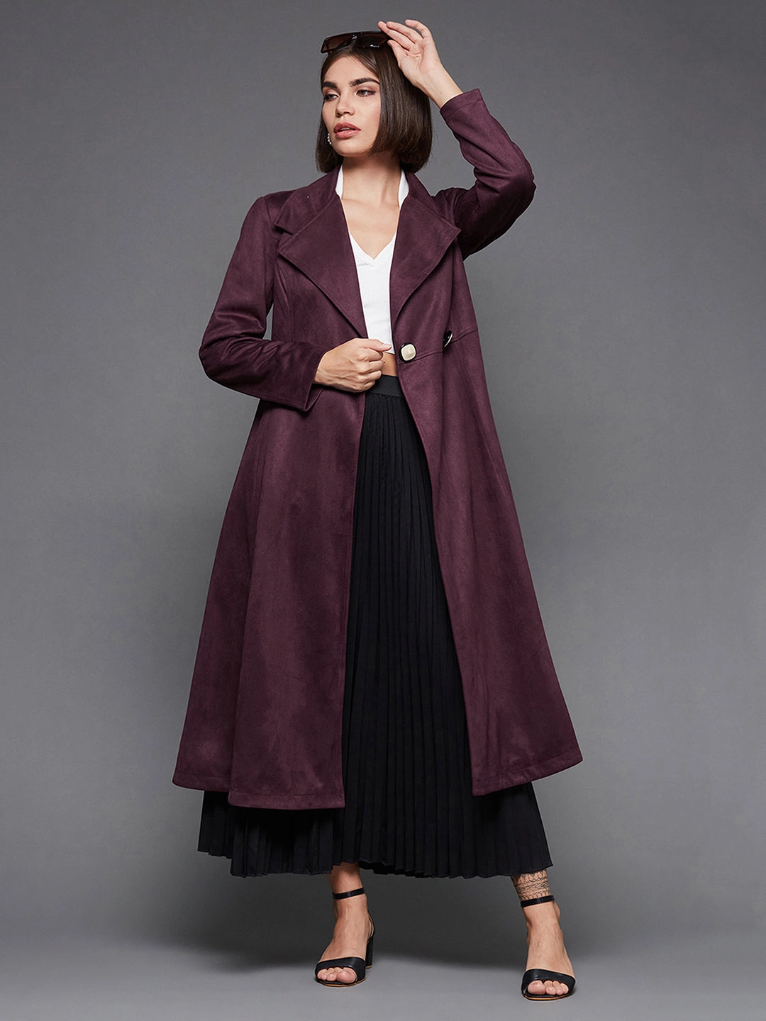 Survival Use Seamless Street Fit Women's Wine Solid V-Neck Full Sleeves Side Pocketed Polyester Double Breasted Longline Blazer Jacket